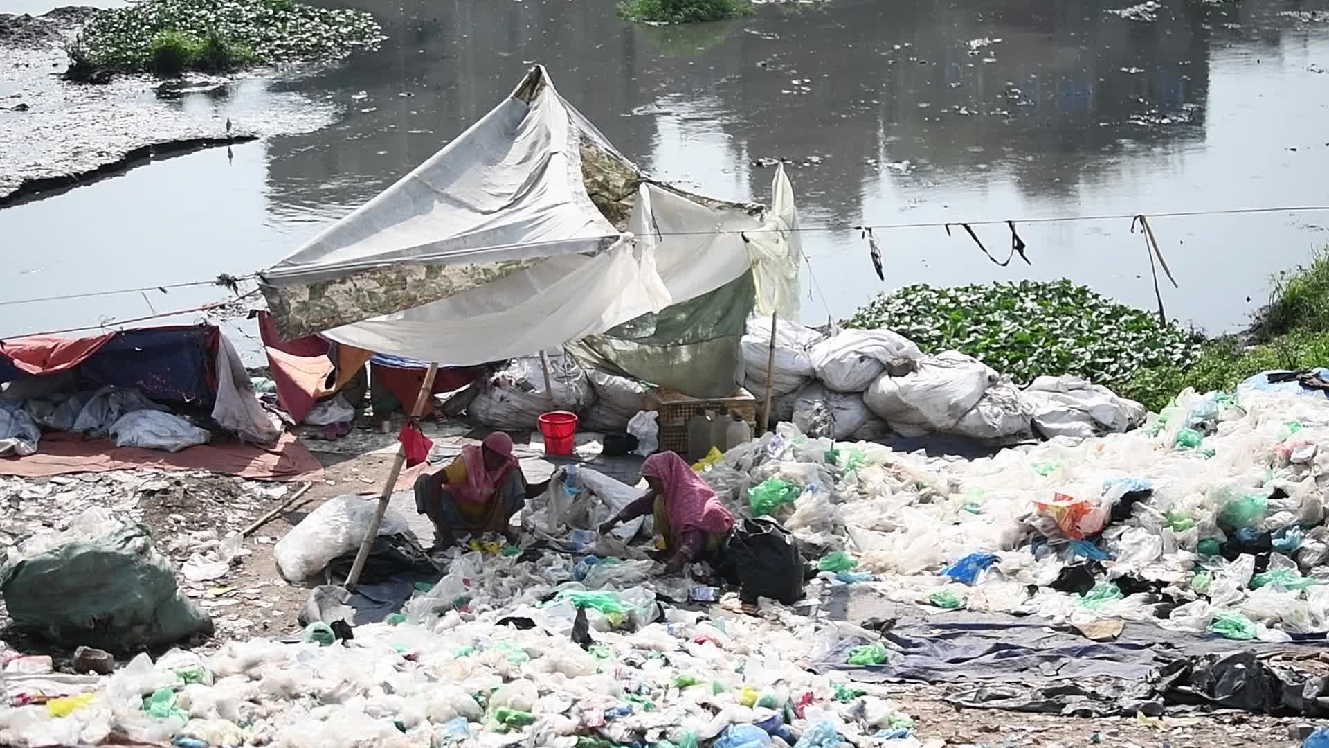 Daily life in Dhaka