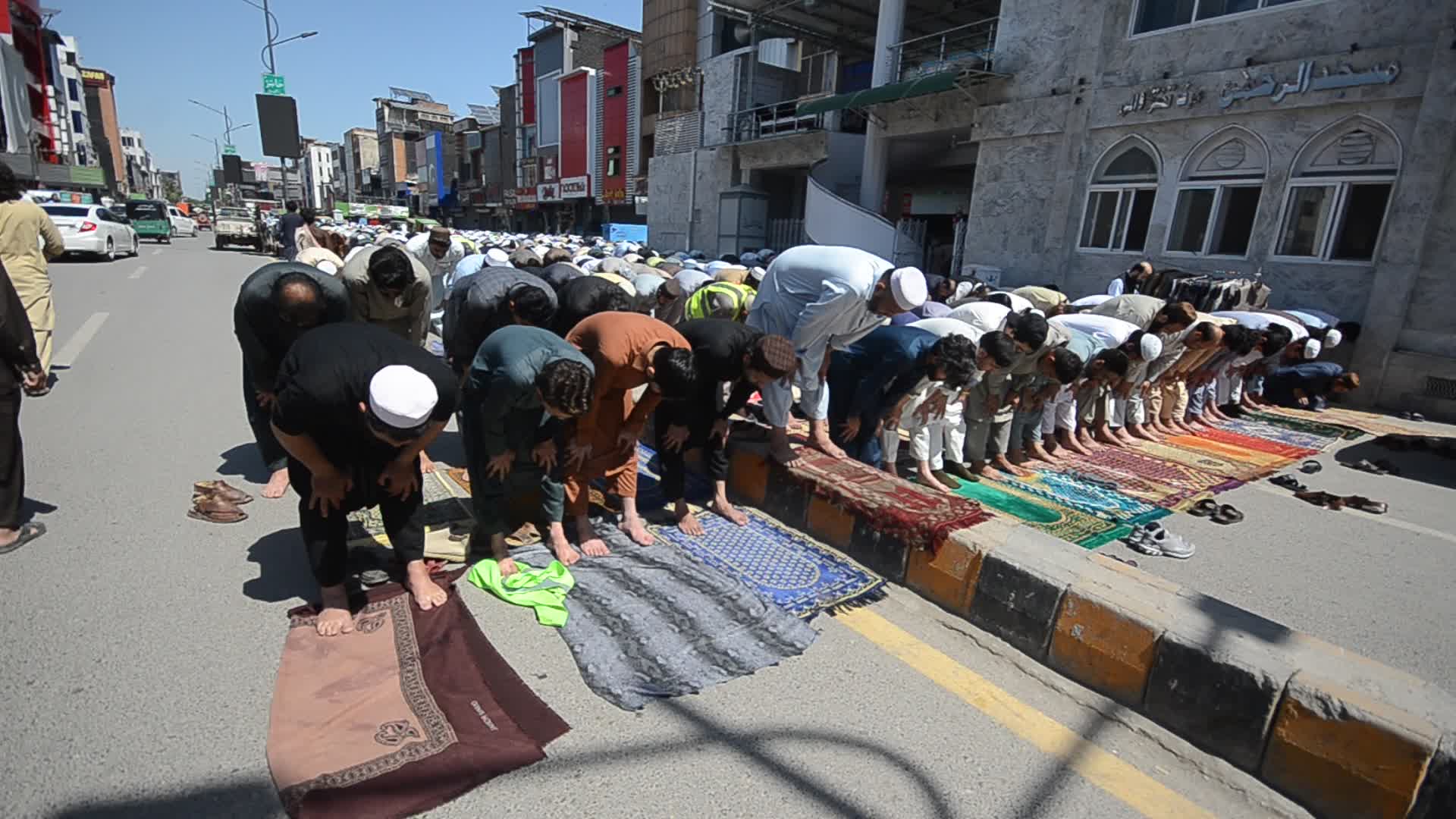 Last Friday prayers of the holy month of Ramadan in Pakistan
