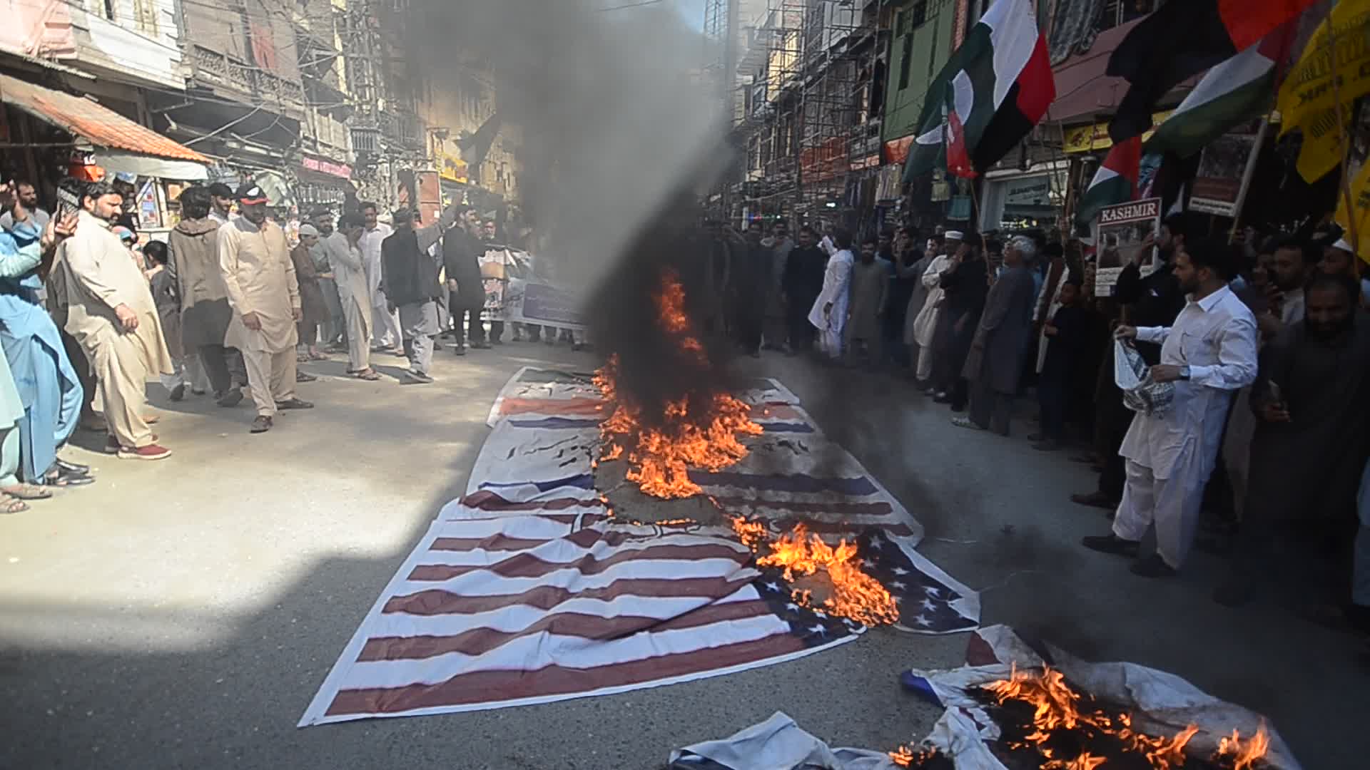 Pakistani marks Al-Quds day to show solidarity with Palestine
