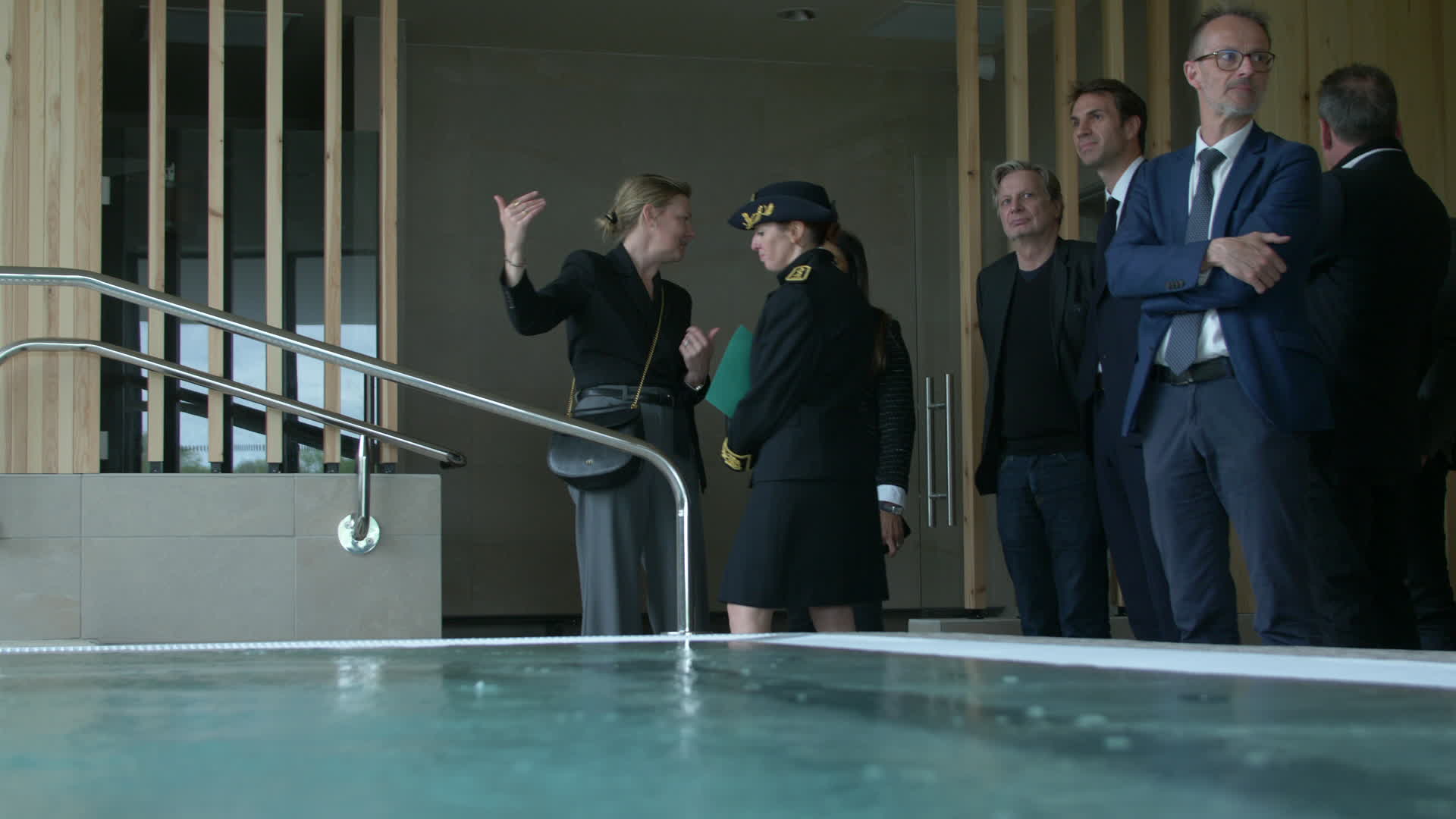 Minister Thevenot visits new Olympic facility