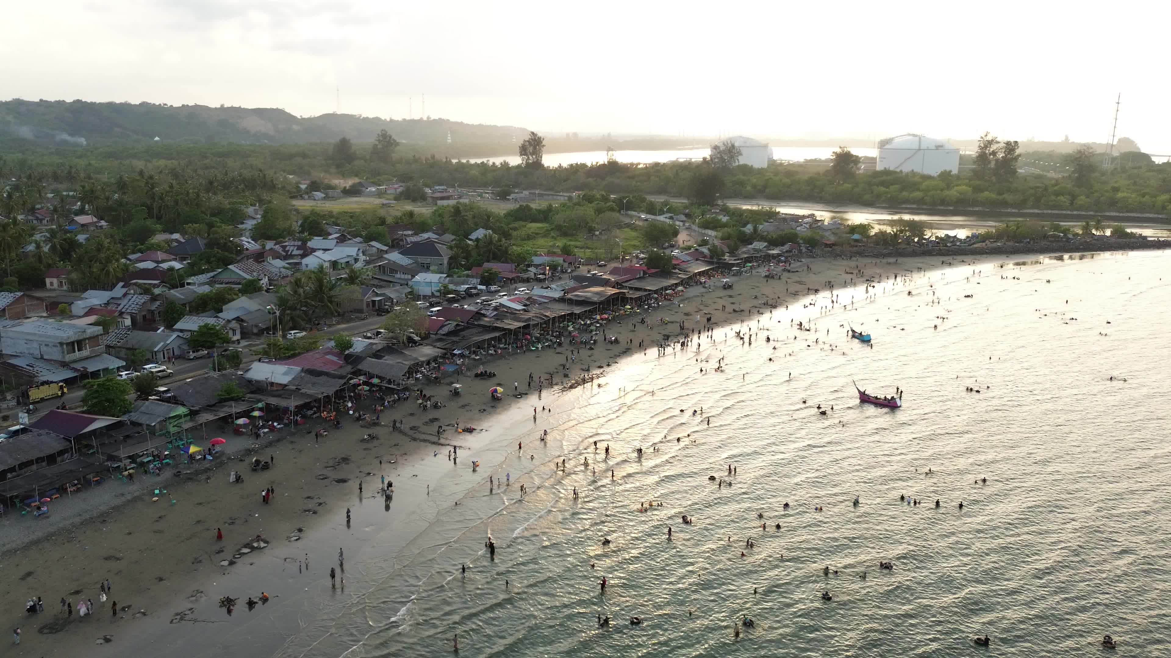 Eid Al-Fitr Holidays on the Beach in Aceh