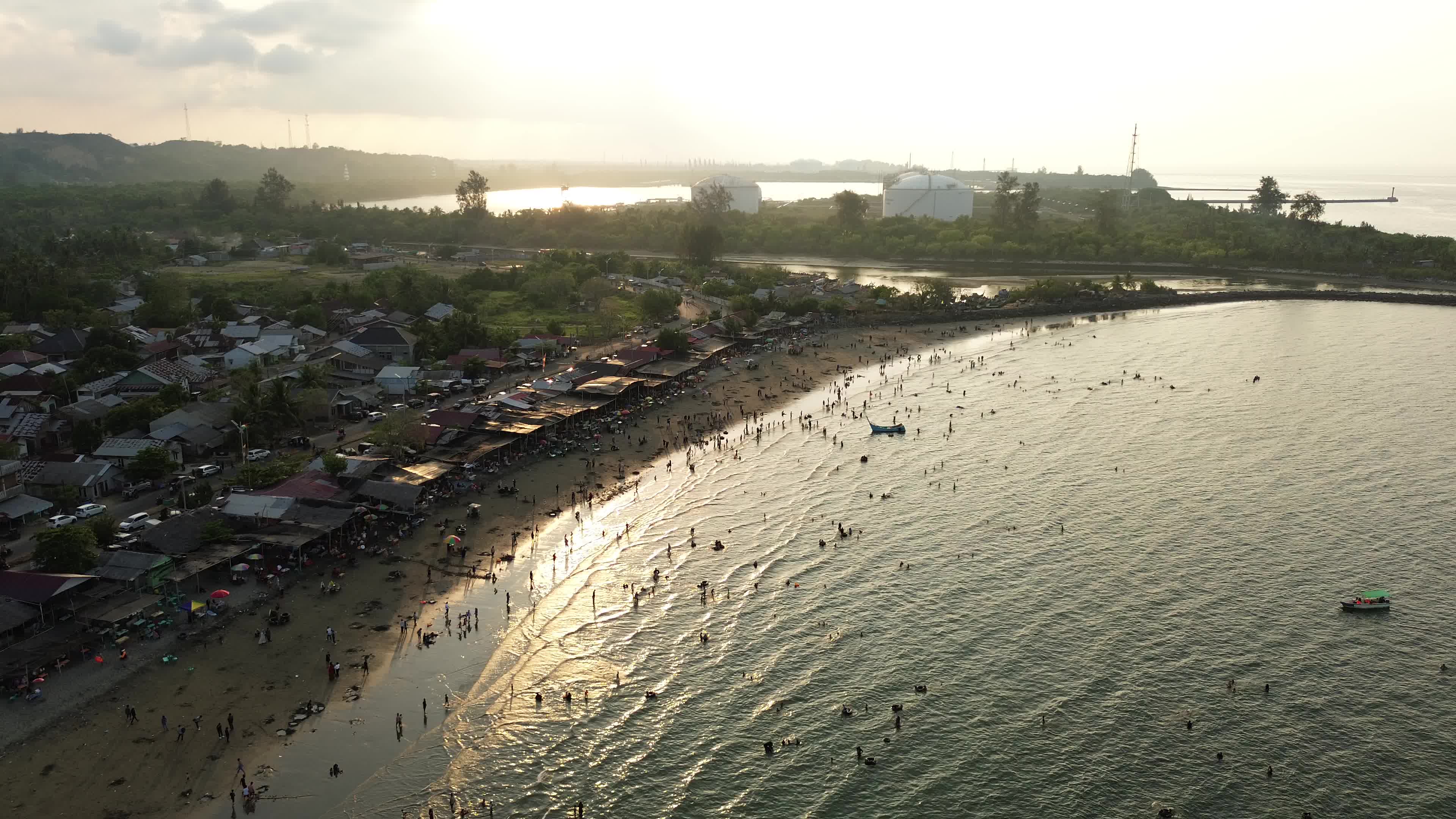 Eid Al-Fitr Holidays on the Beach in Aceh