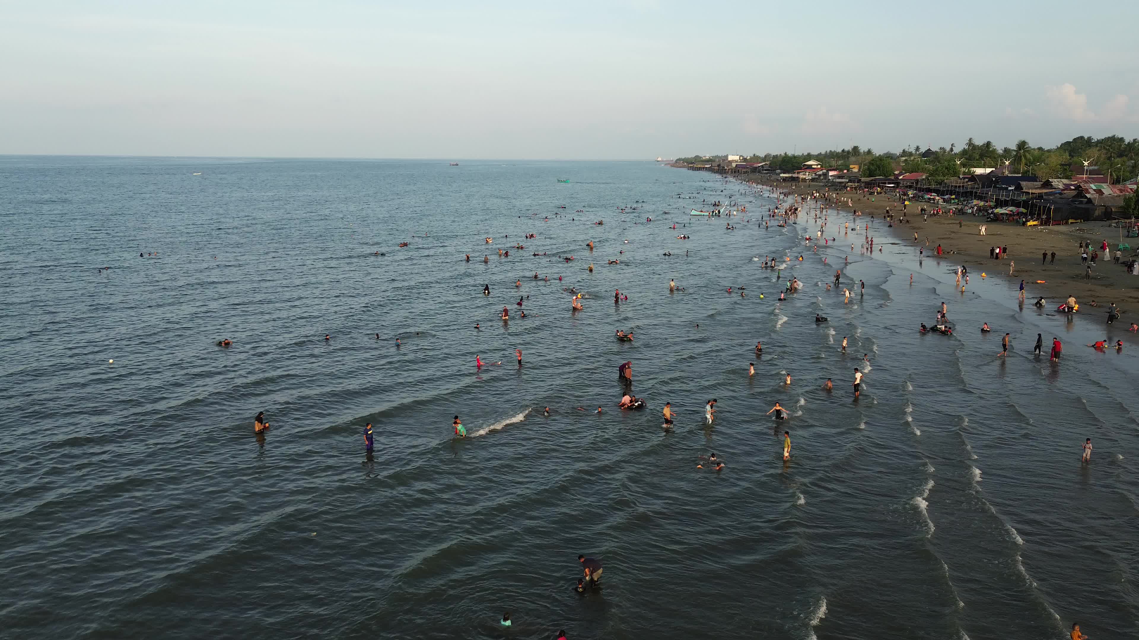 Eid Al-Fitr Holidays on the Beach in Aceh