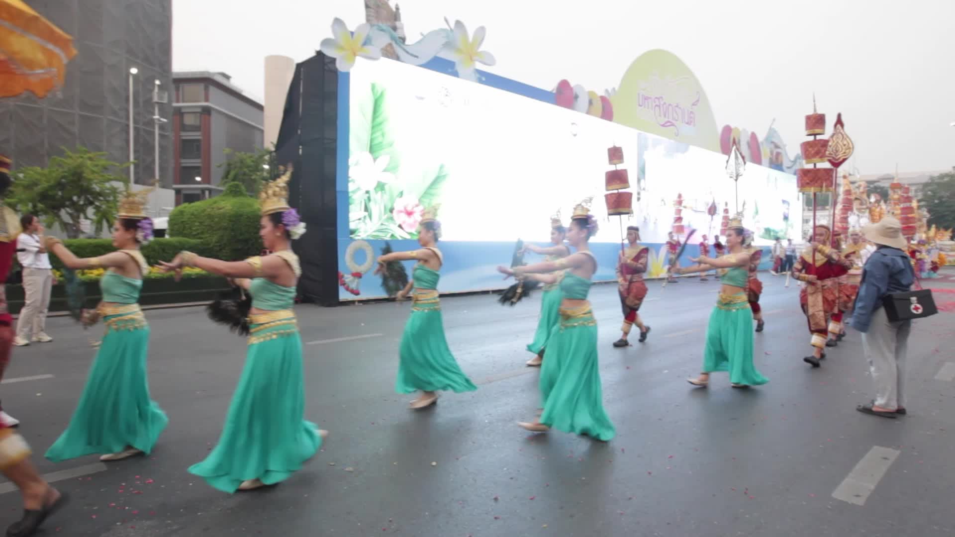 Parade to promote of Thai Songkran Water Festival