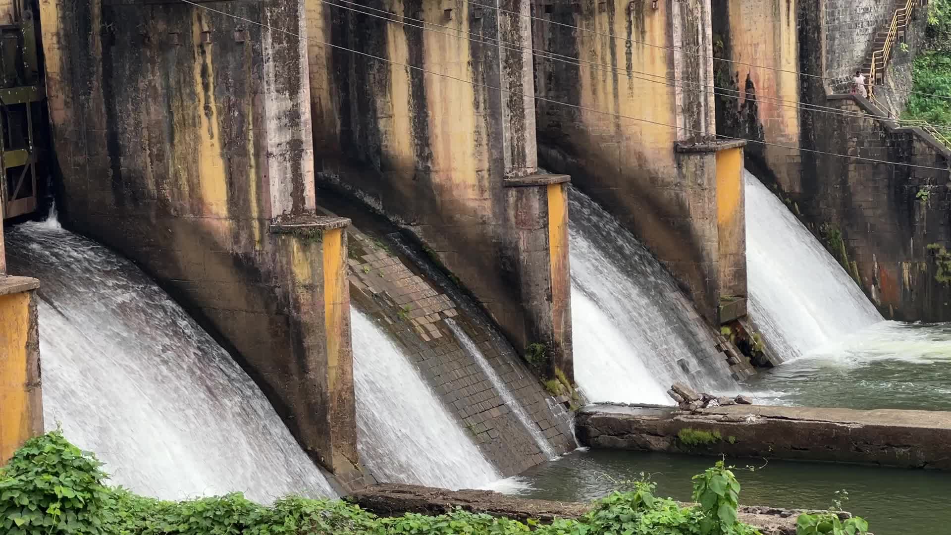 Maniyar Dam and hydroelectric power station