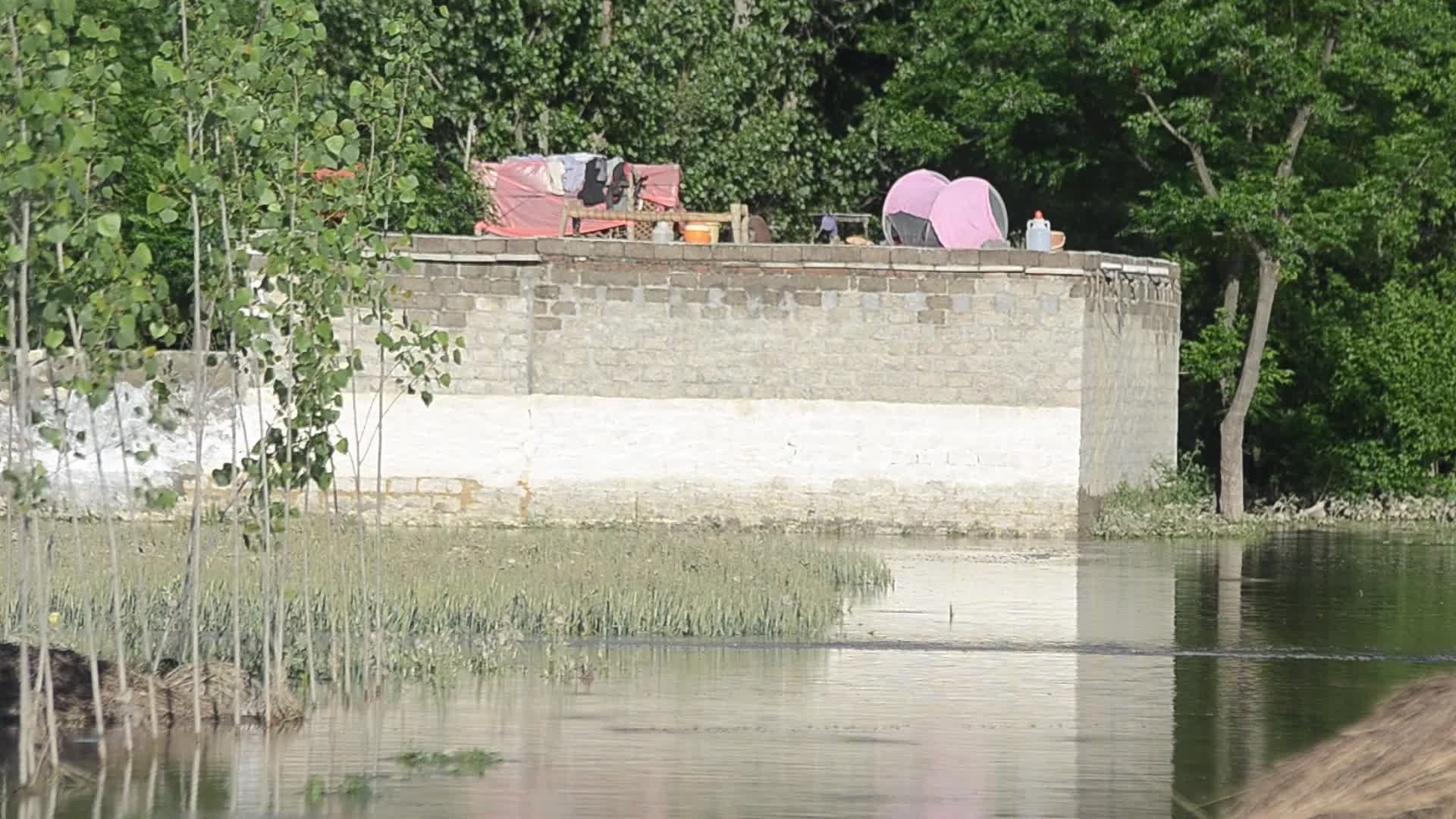 Heavy rains and floods kill dozens in Pakistan's southwest 