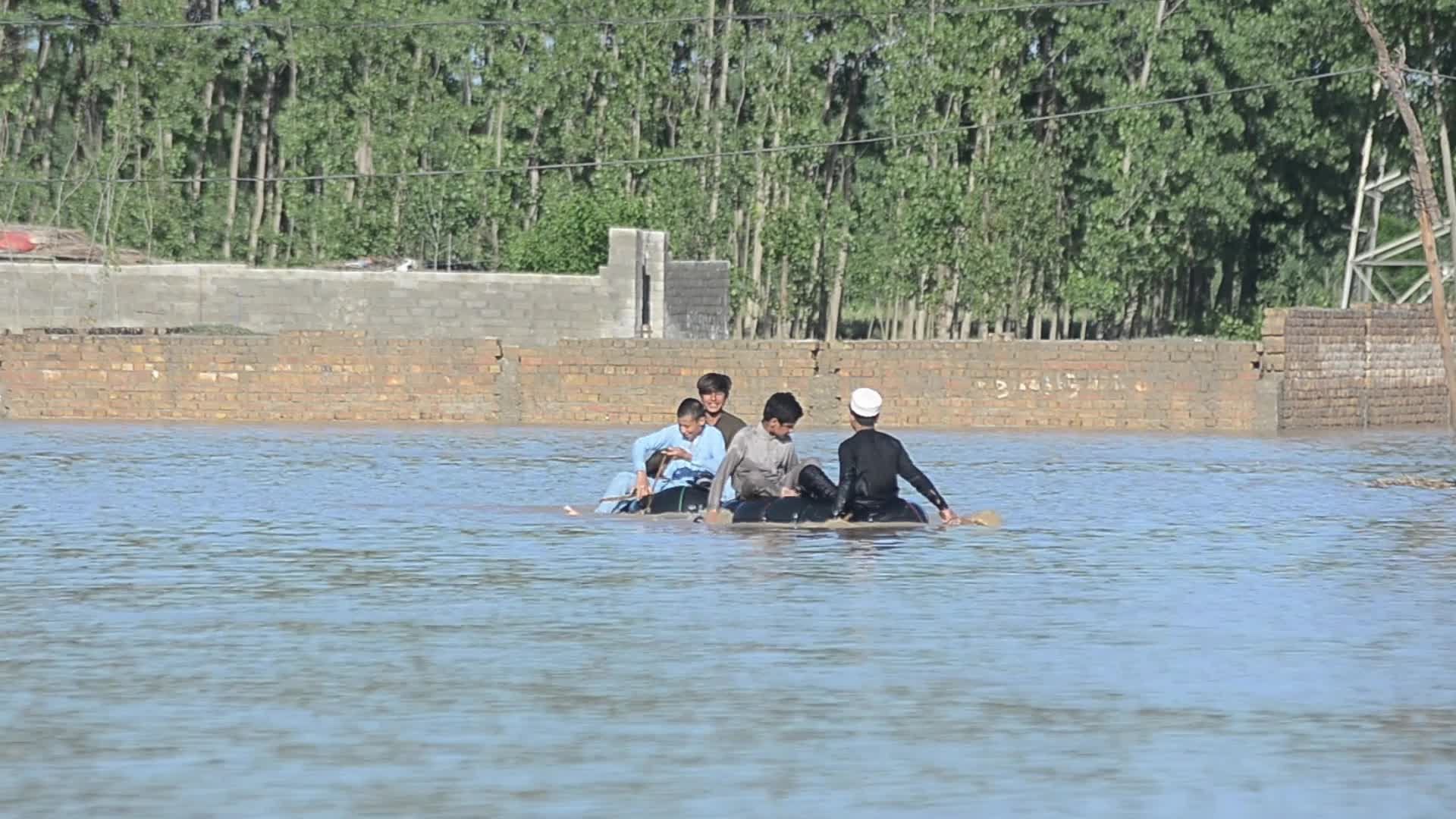 Heavy rains and floods kill dozens in Pakistan's southwest 
