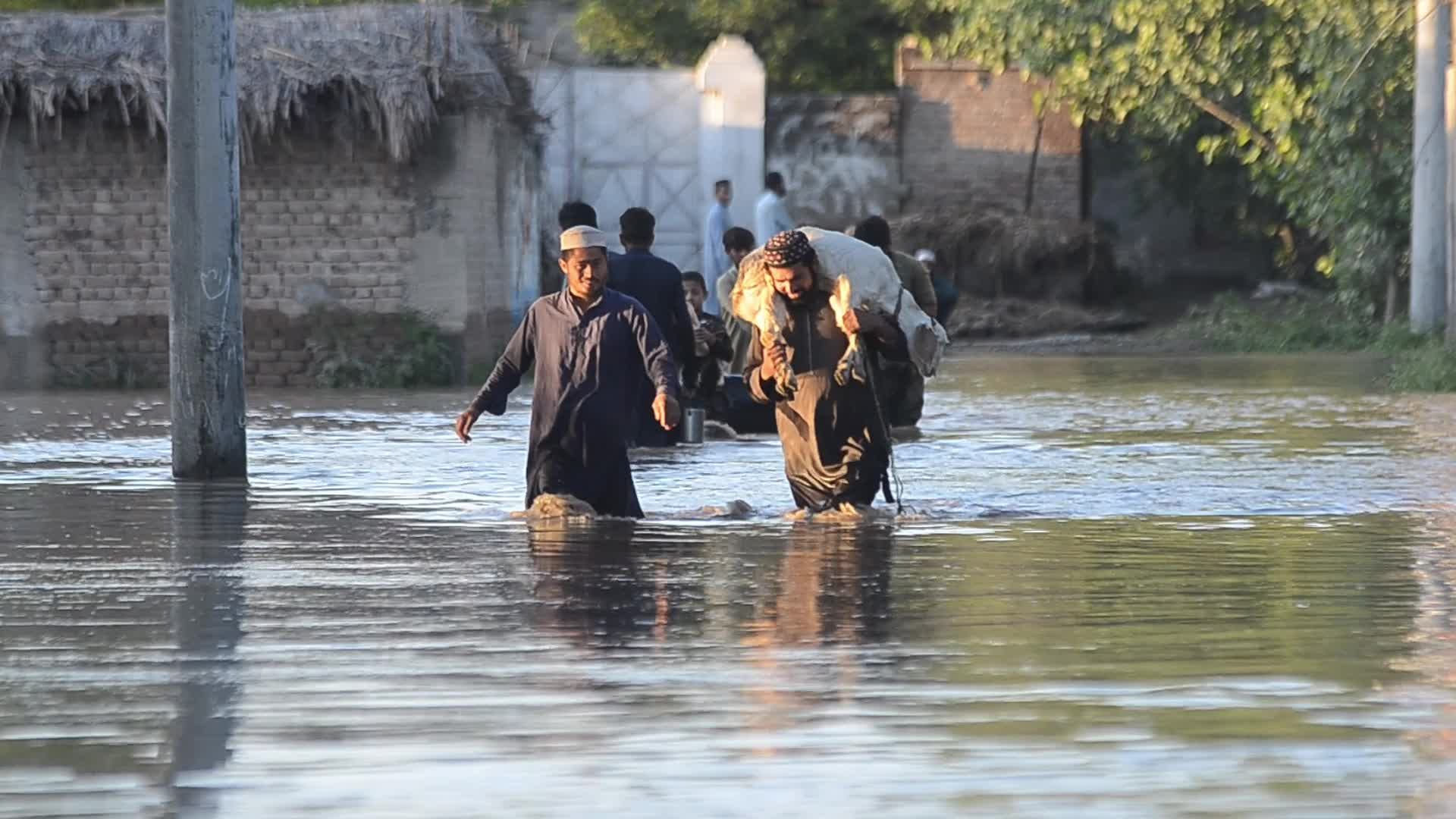 Heavy rains and floods kill dozens in Pakistan's southwest 