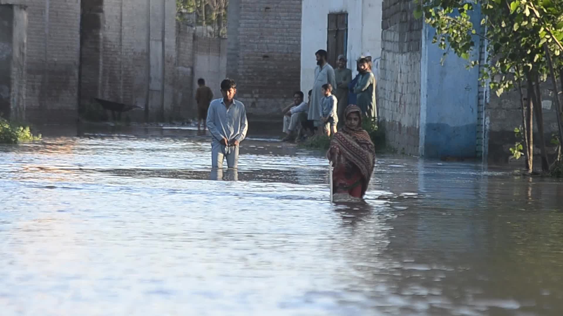 Heavy rains and floods kill dozens in Pakistan's southwest 