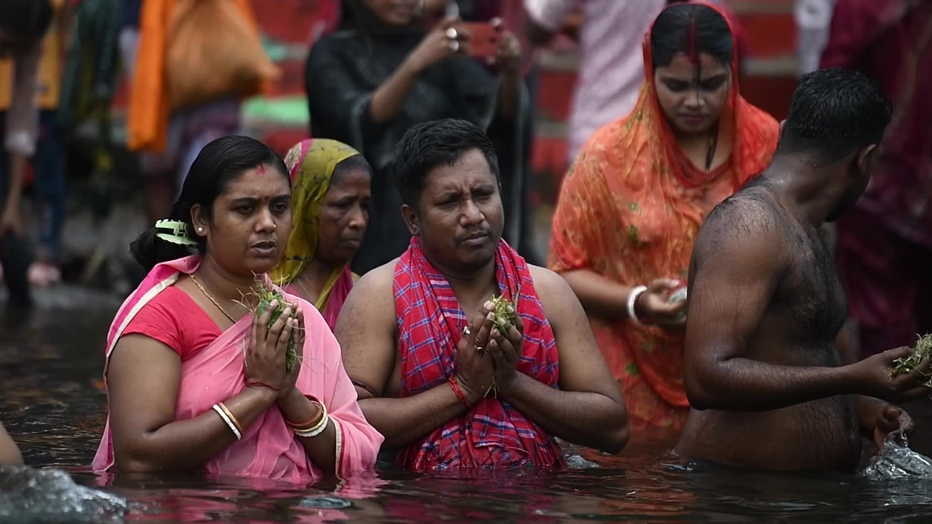 Hindu Pilgrims Take Holy Bath At Langalbandh
