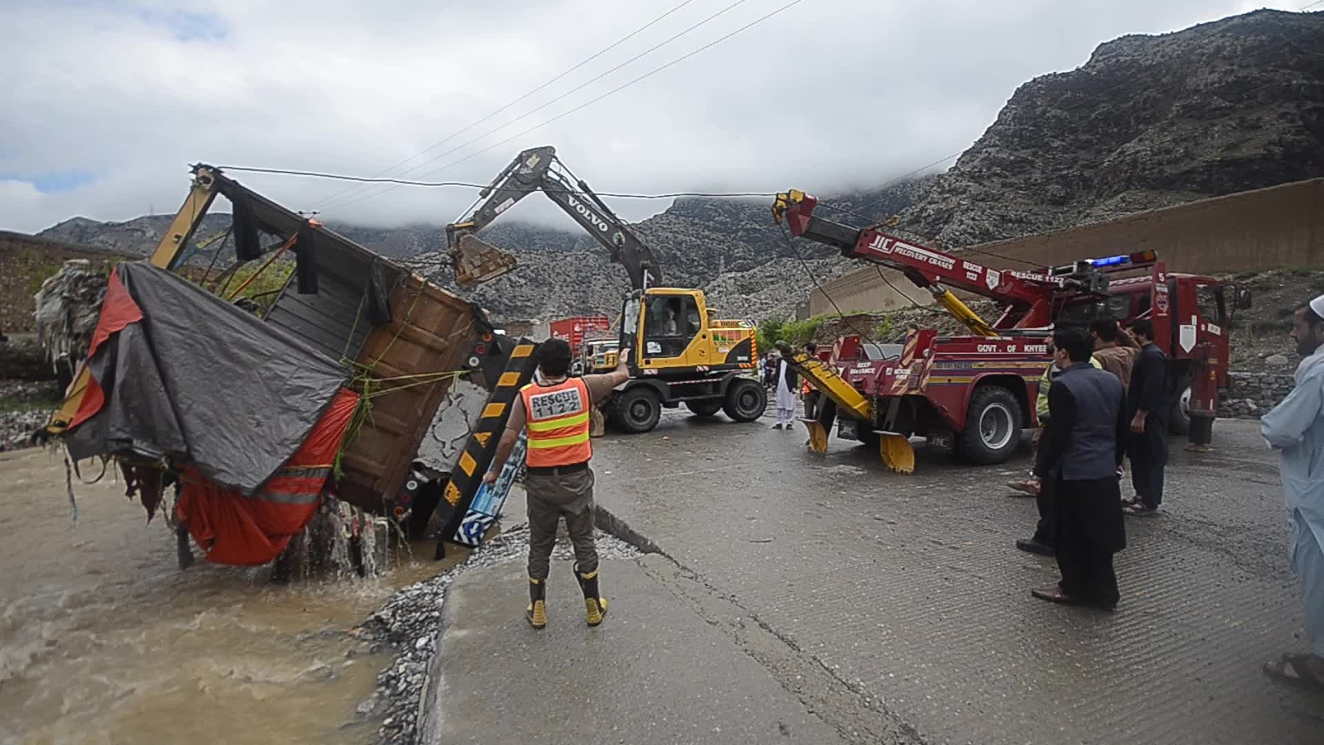 Heavy rains and floods kill dozens in Pakistan's southwest 