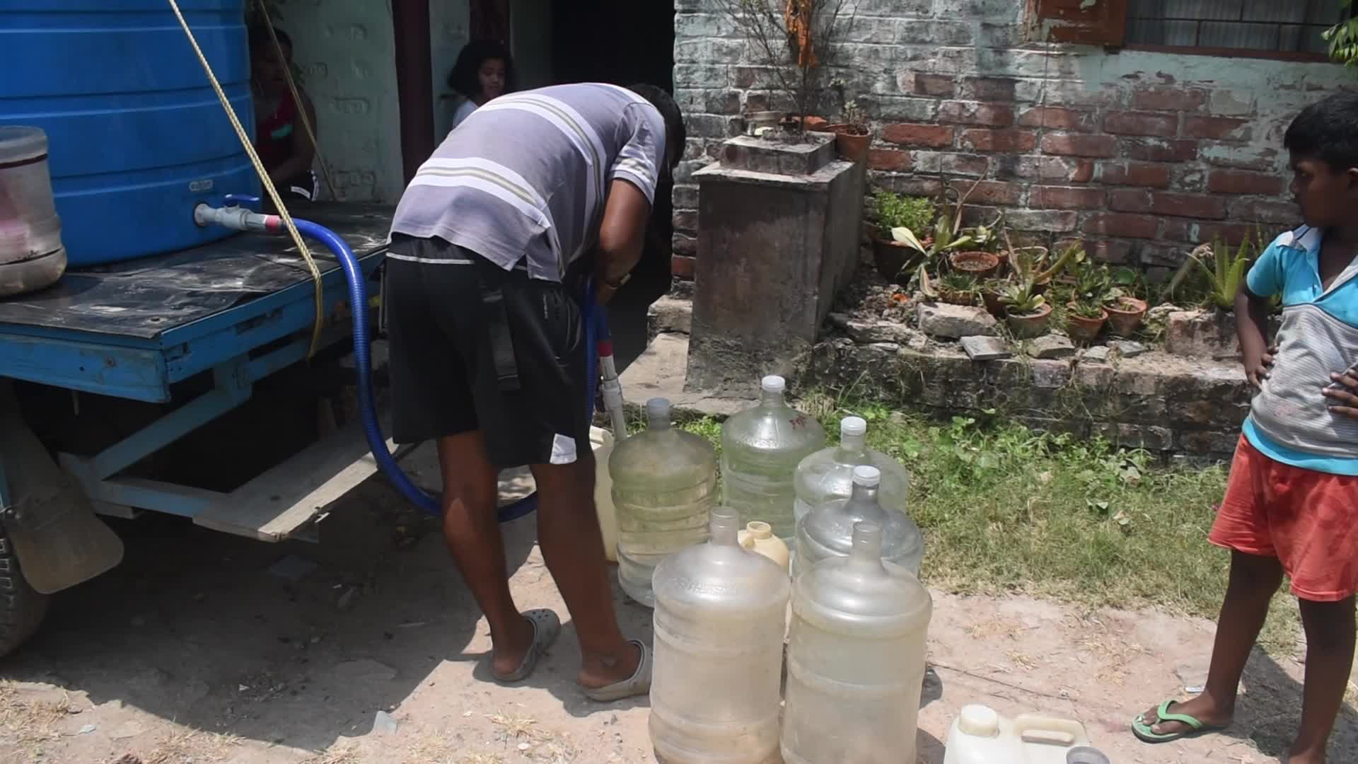 Red Alert Issued For Summer In Kolkata, India