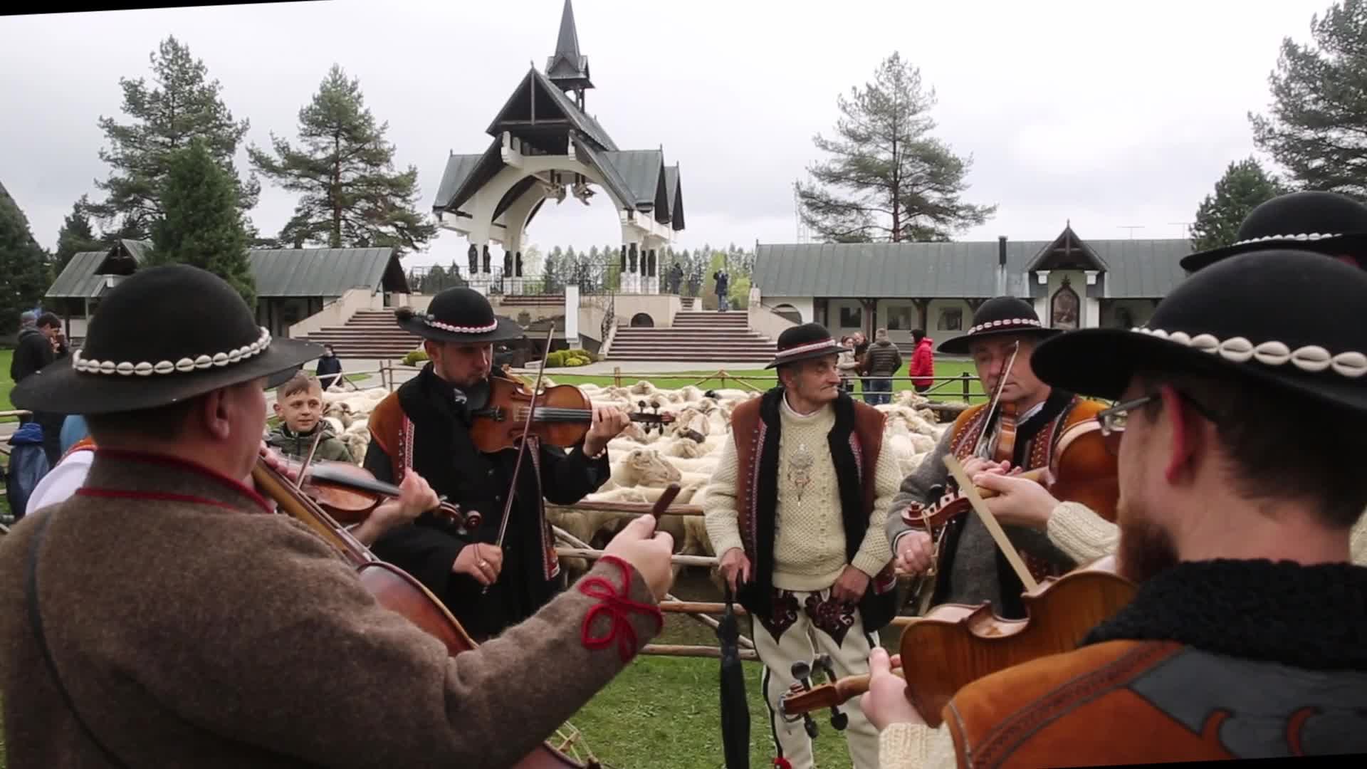 Highlanders celebrate an opening of sheep grazing season in Poland