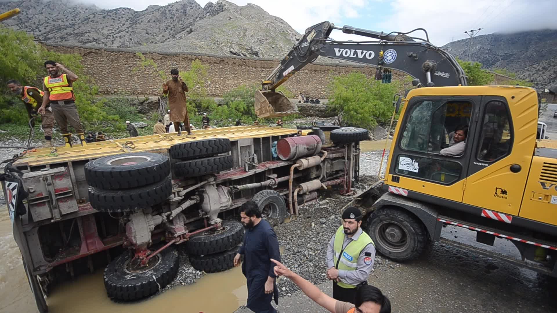 Heavy rains and floods kill dozens in Pakistan's southwest 
