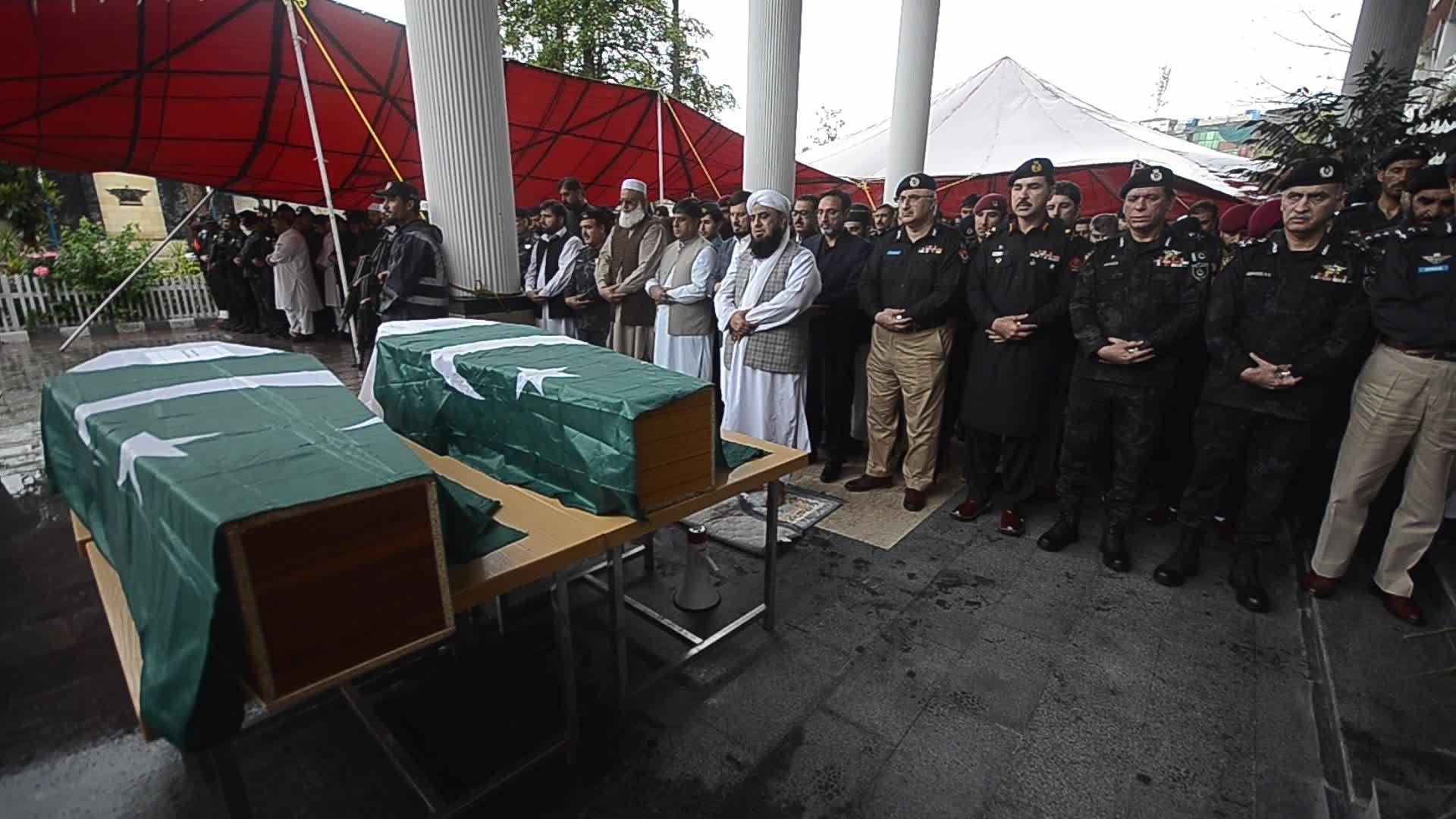 7 Including 5 Customs Officials Dead in Attack in Dera Ismail Khan