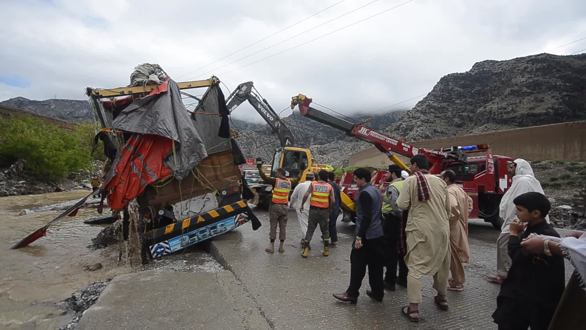 Heavy rains and floods kill dozens in Pakistan's southwest 