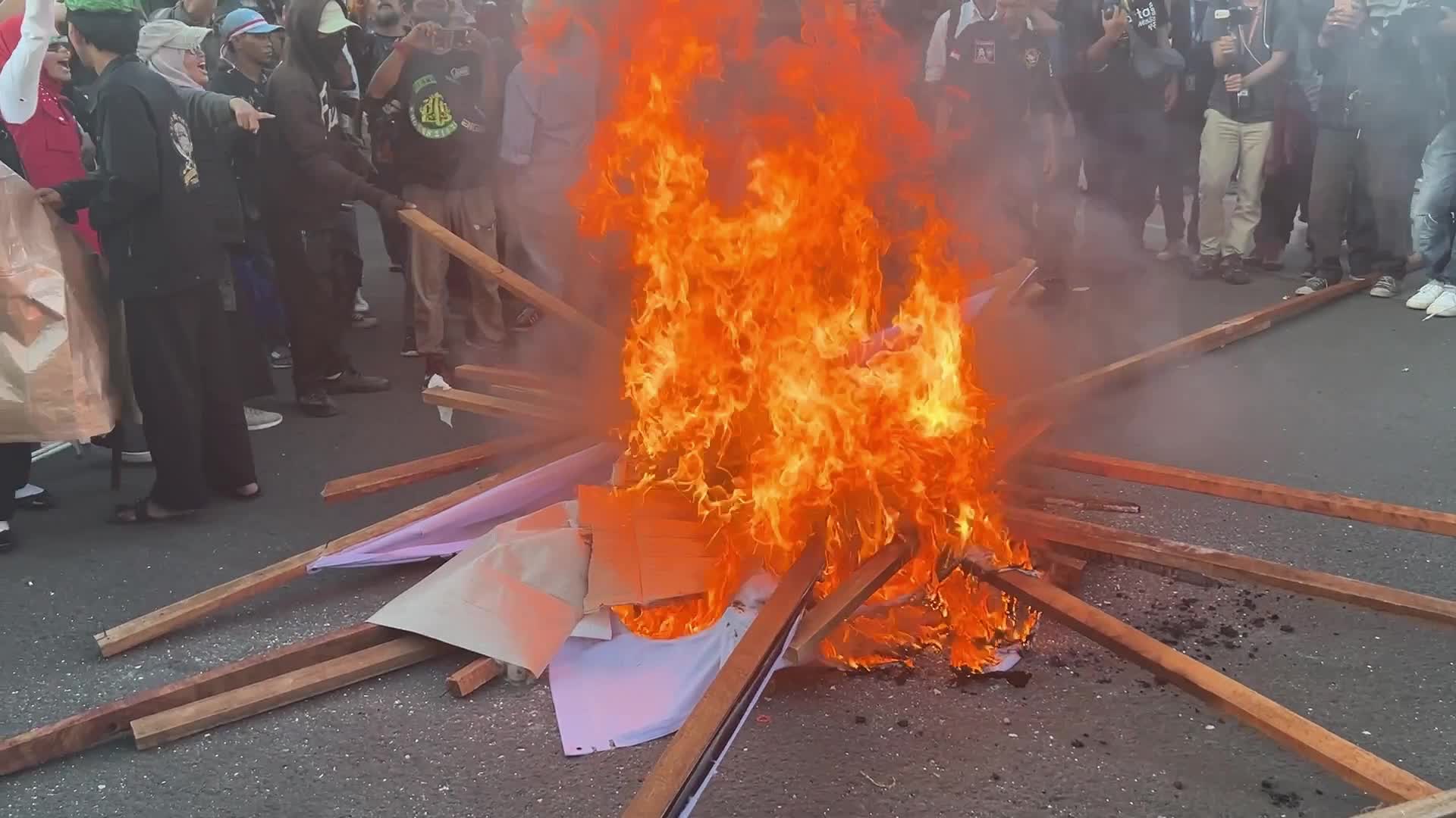 Indonesia activists protest ex-general’s presidential victory following electoral fraud allegations