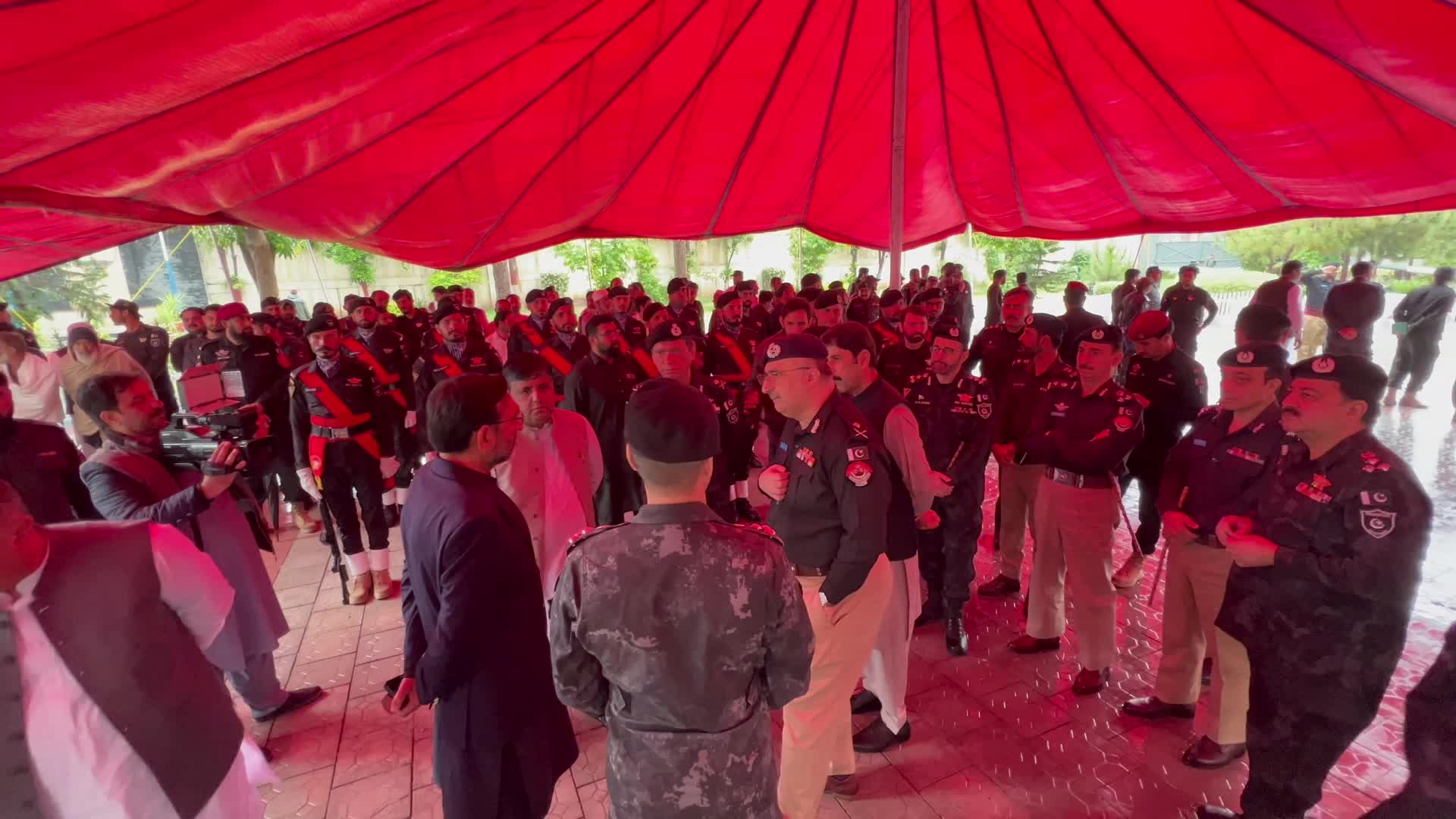 7, Including 5 Customs Officials, Dead in Attack in Dera Ismail Khan