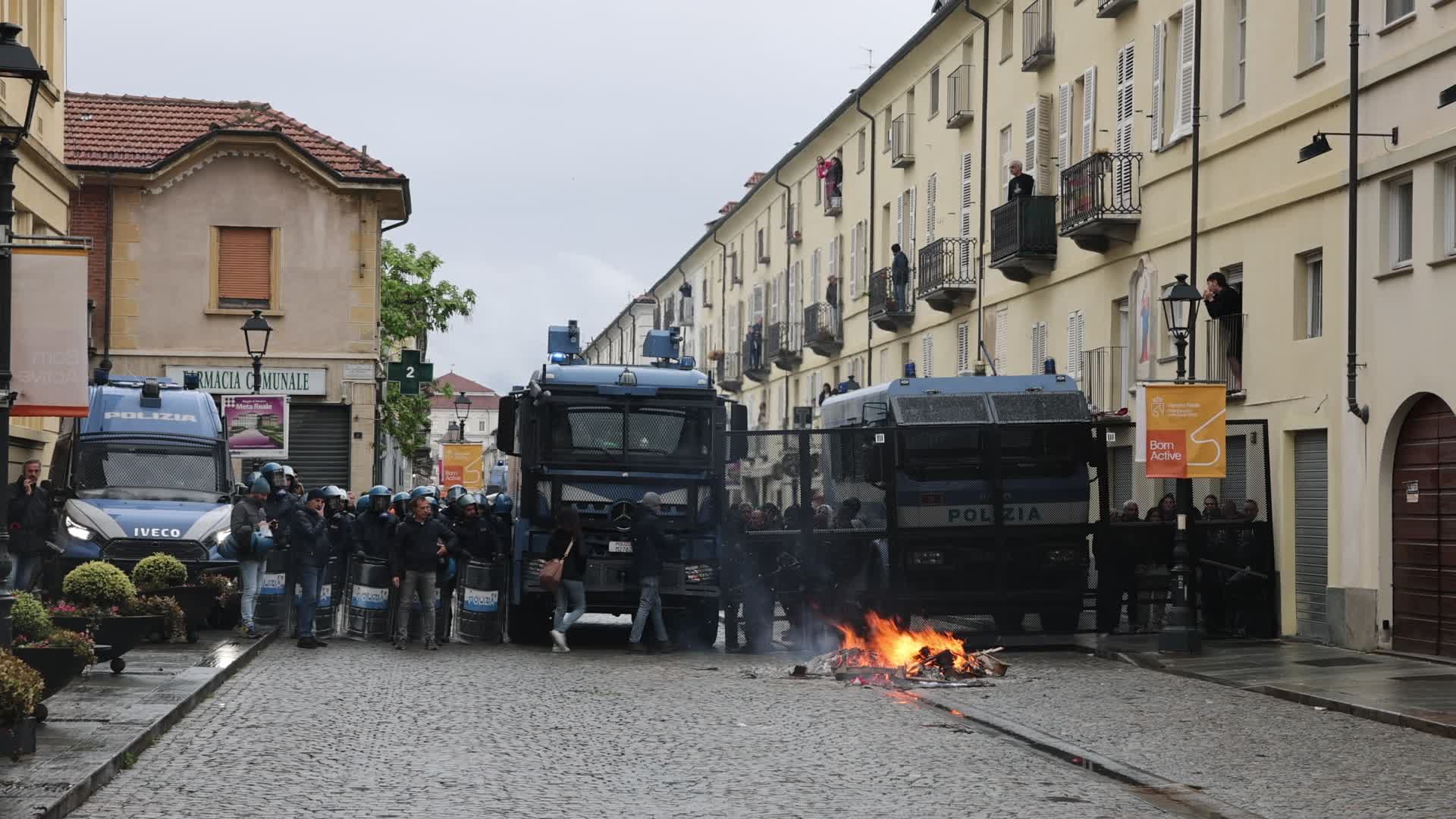 Protest against the G7 for the climate