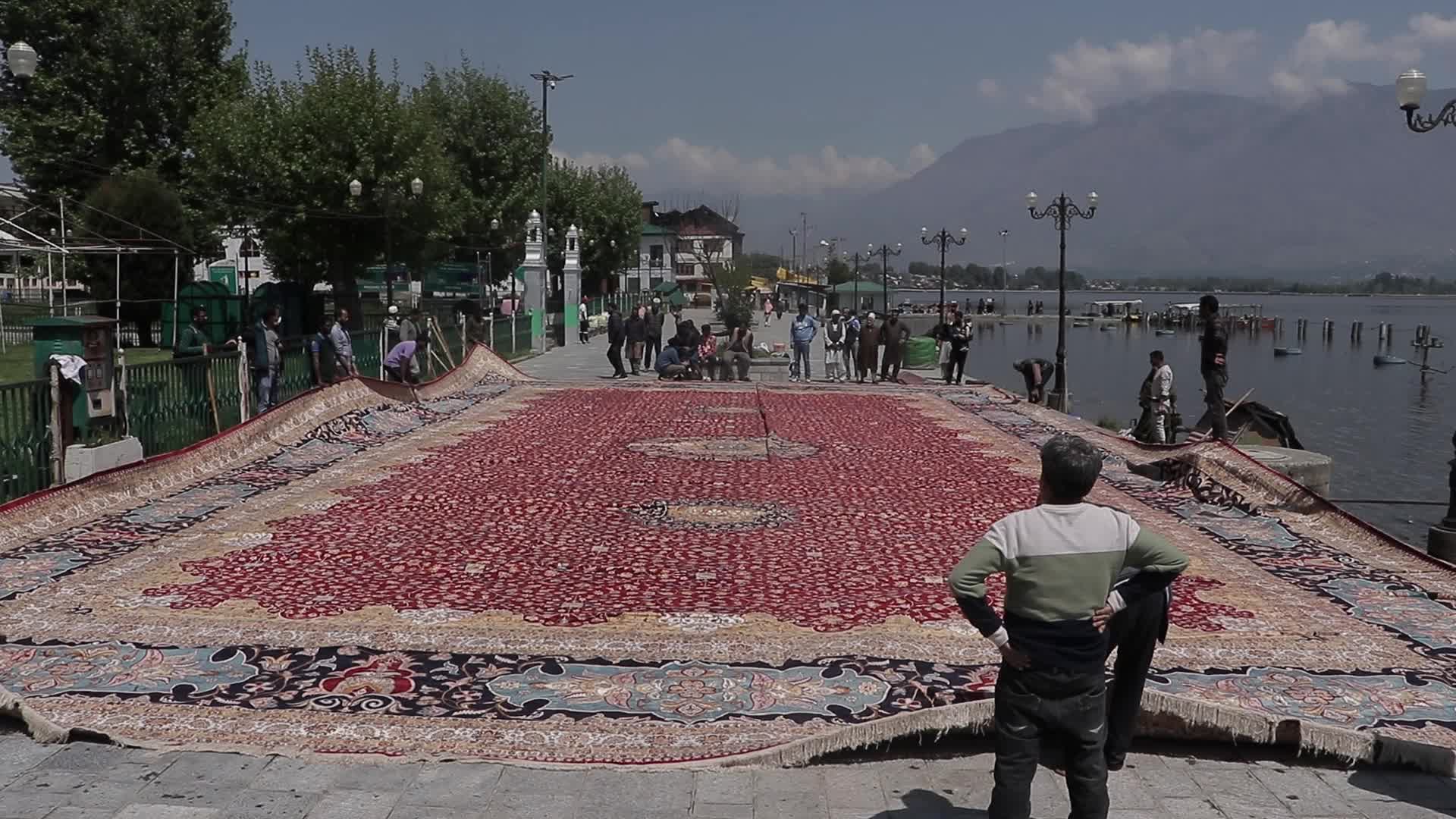 Kashmir’s carpet artisans claim to have made Asia’s largest hand-knotted carpet