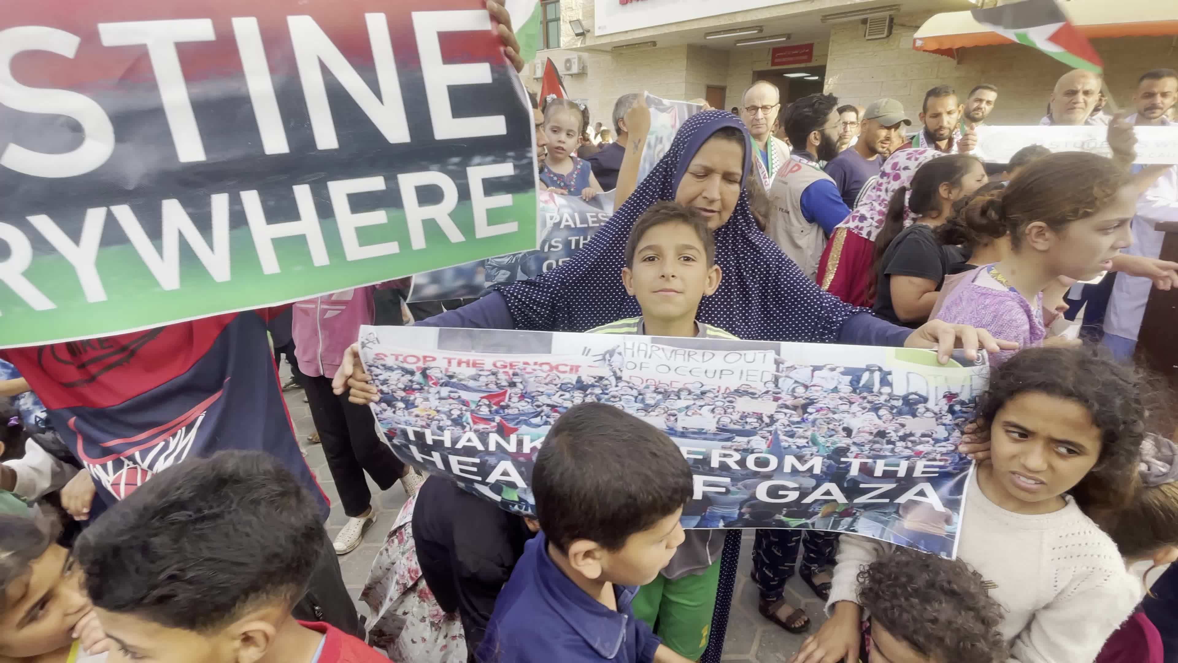 Palestinians Rally in Deir El-Balah to Thank US and Canadian Student Supporters 
