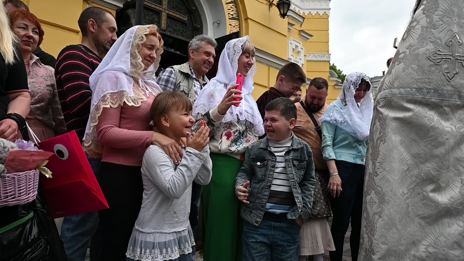 Orthodox Christians celebrate Easter in Kyiv