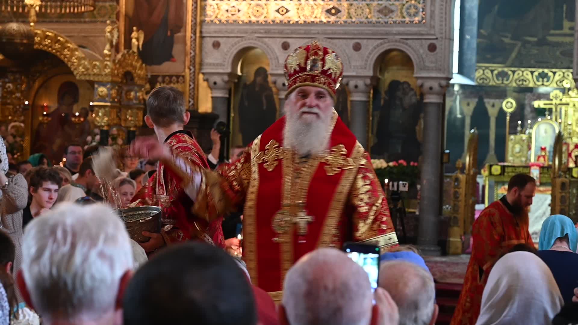 Orthodox Christians celebrate Easter in Kyiv