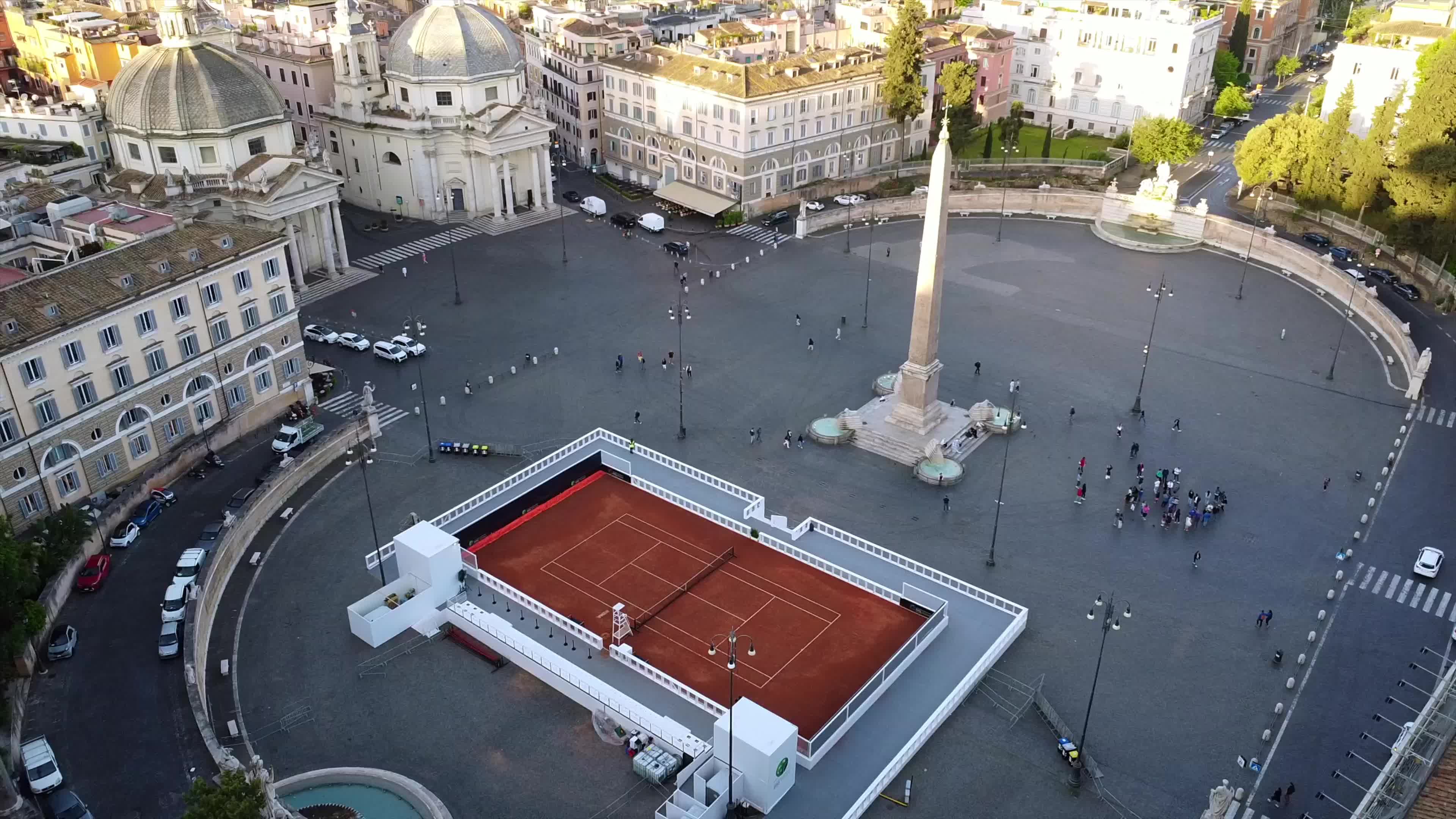 Rome Sets Up Red Clay Court in Piazza del Popolo for Italian Open