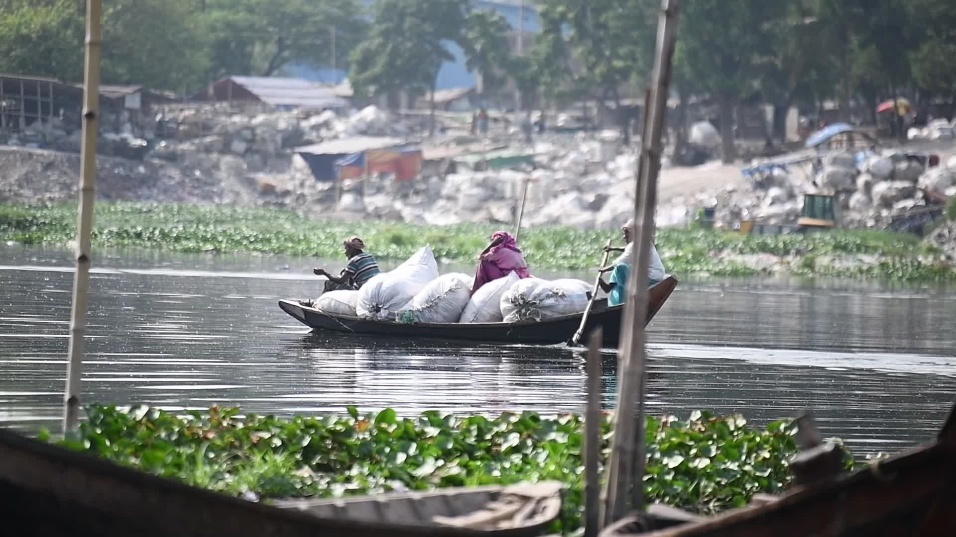 River pollution in Dhaka