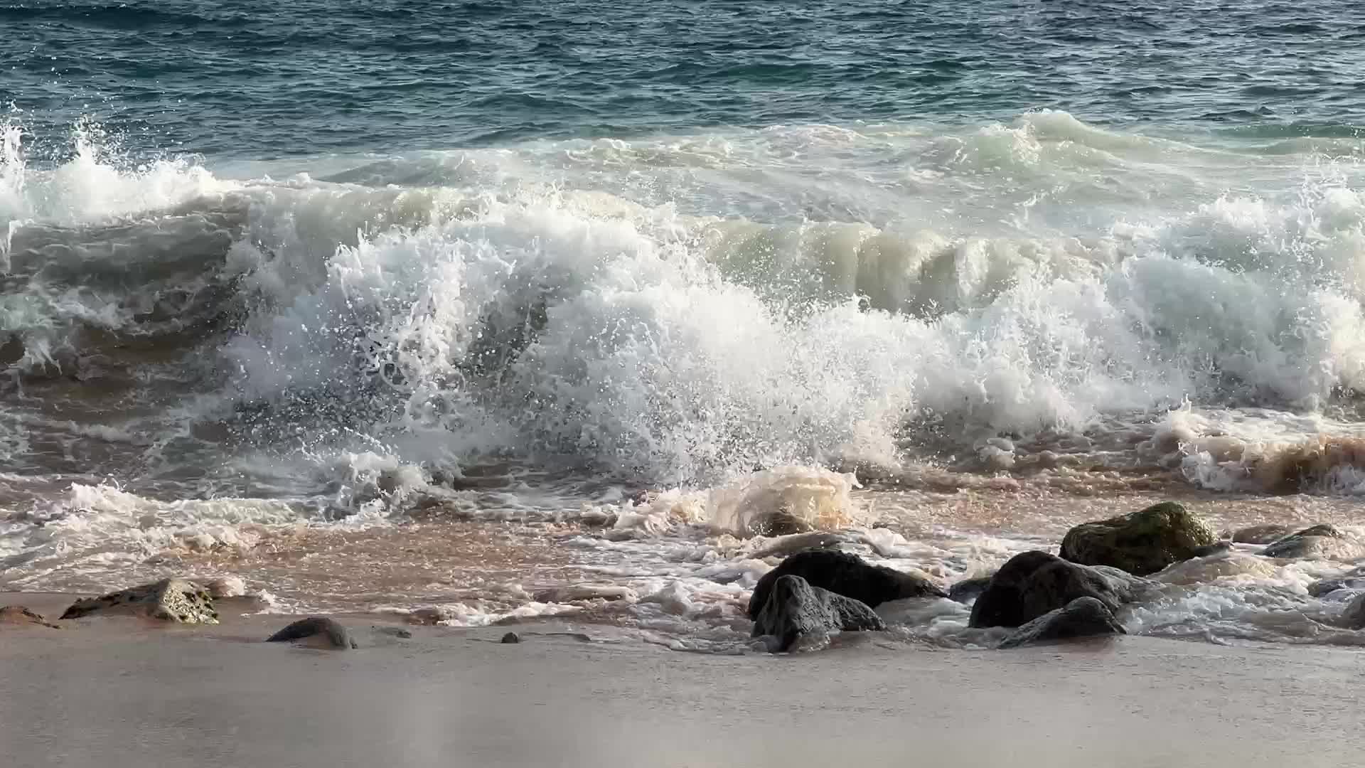 Daily life along Kollamkode Beach
