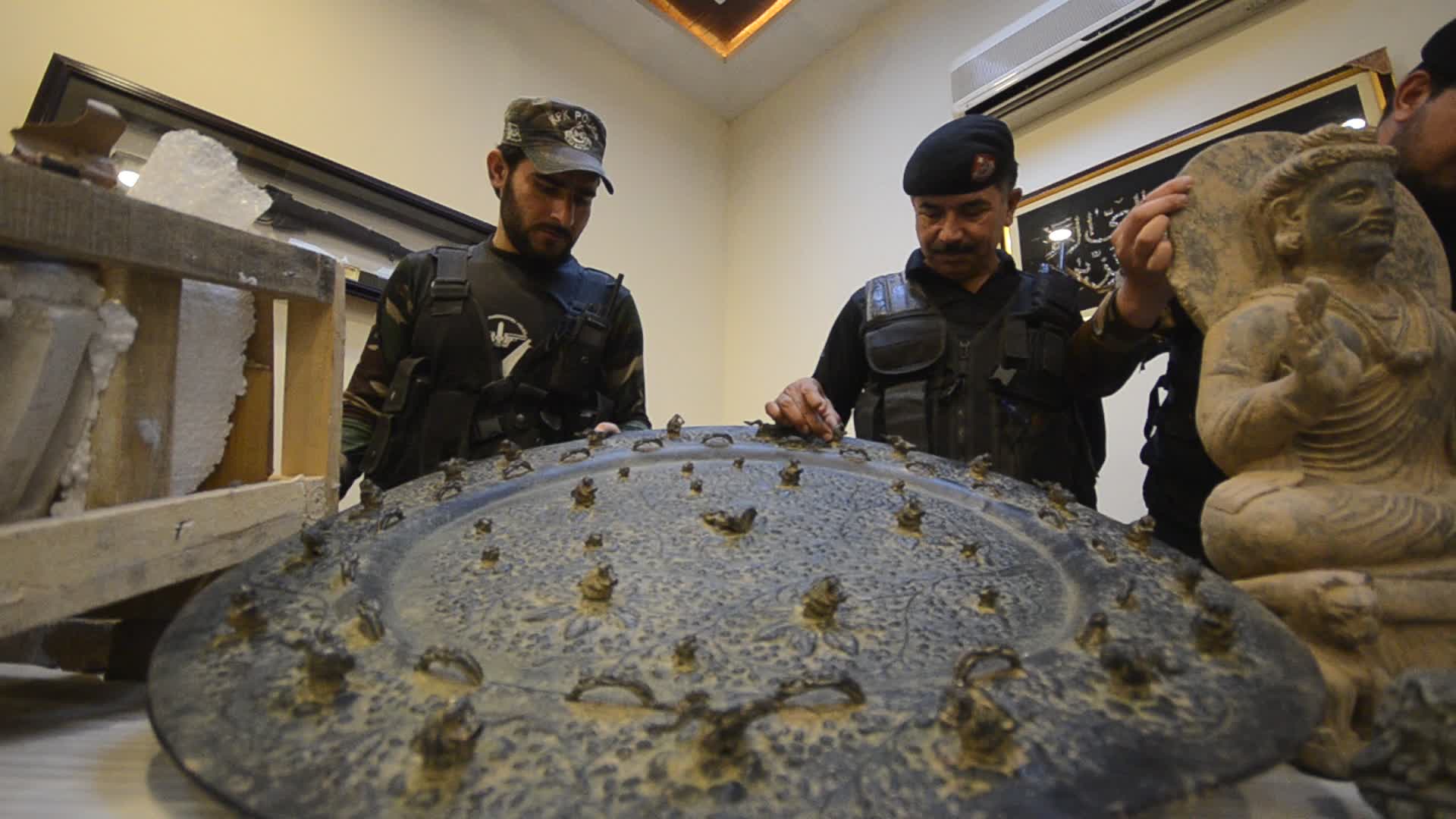 Police seize counterfeit artifacts, confiscated during operation in Peshawar
