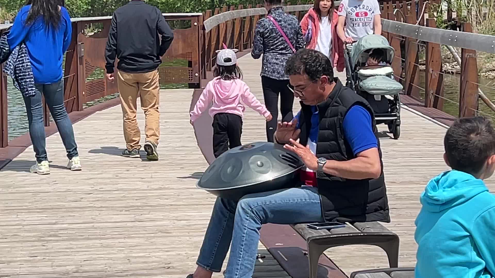Daily life along Lake Wilcox