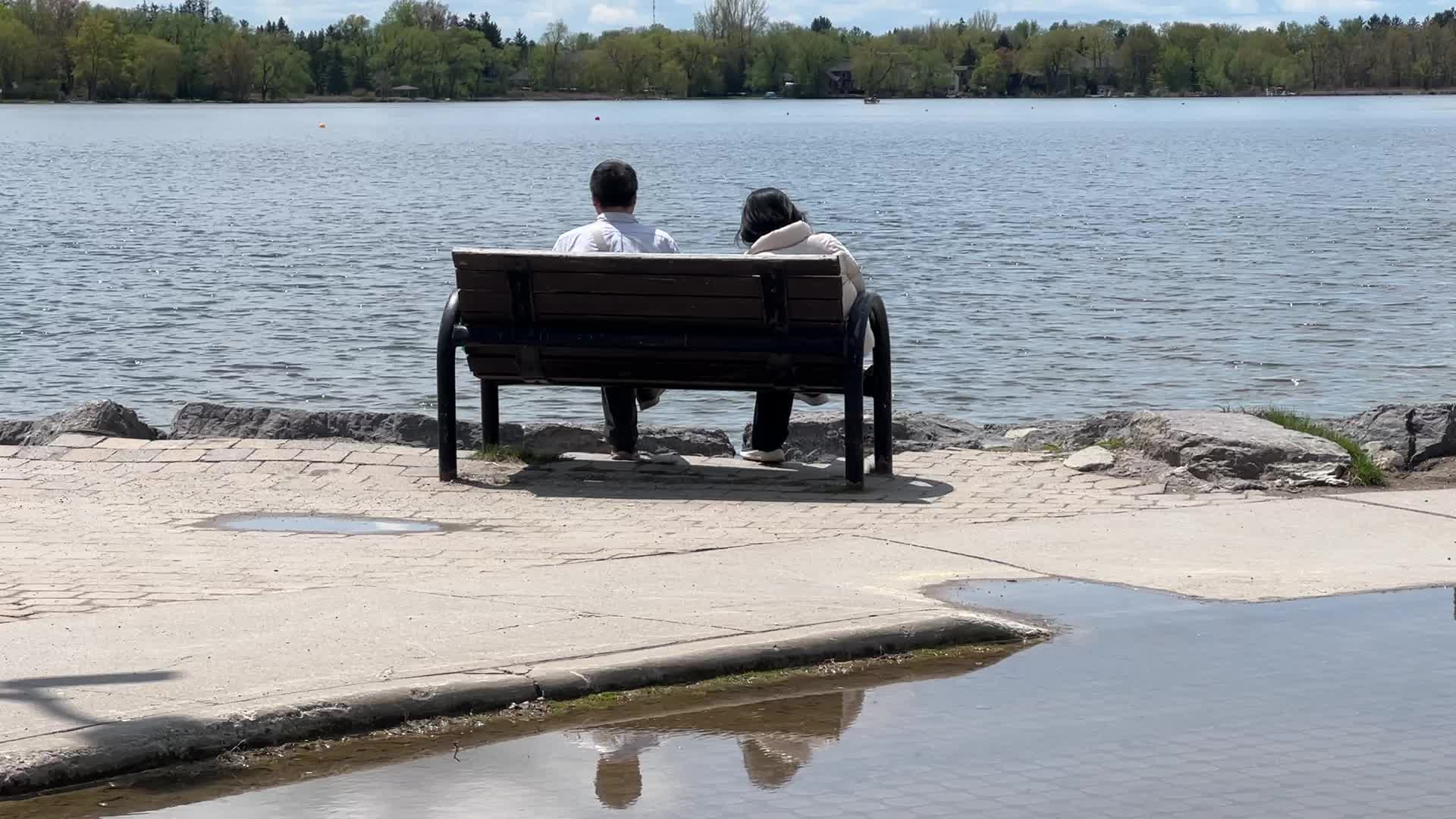 Daily life along Lake Wilcox