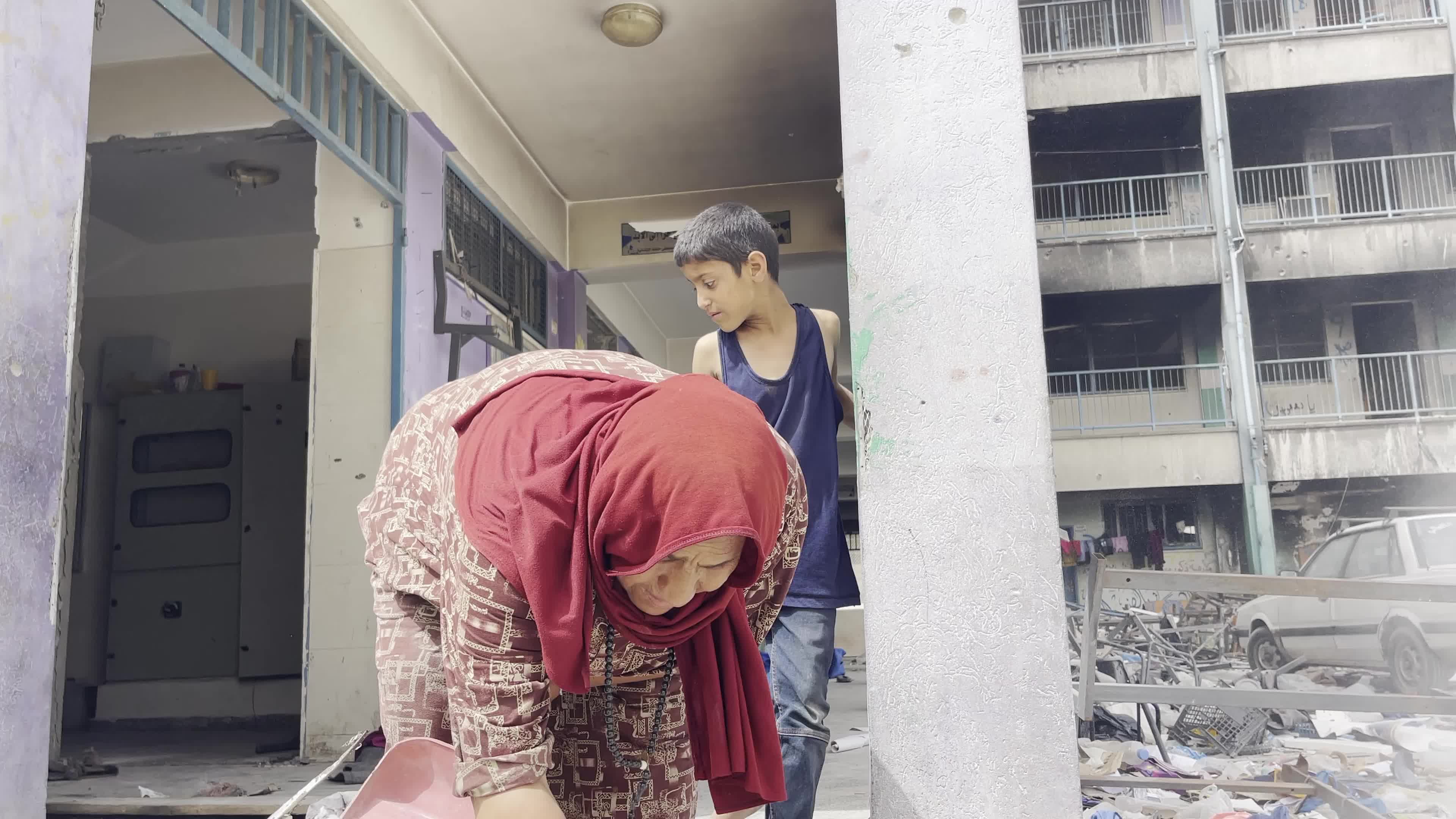 Displaced Palestinians Seek Refuge in Khan Yunis School Amid Hamas-Israel Conflict