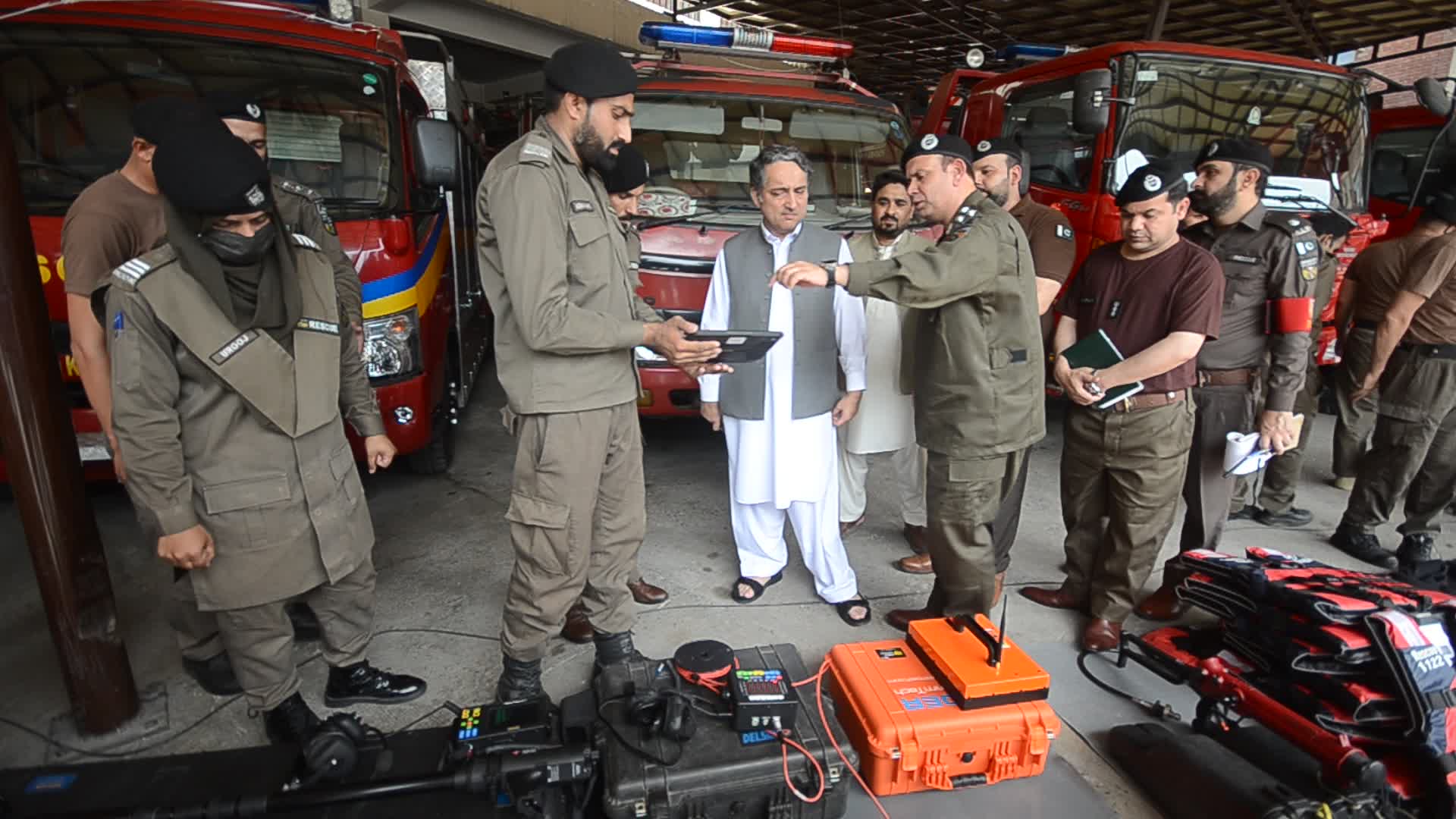 Pakistan's rescue workers receive new equipment for emergency operations
