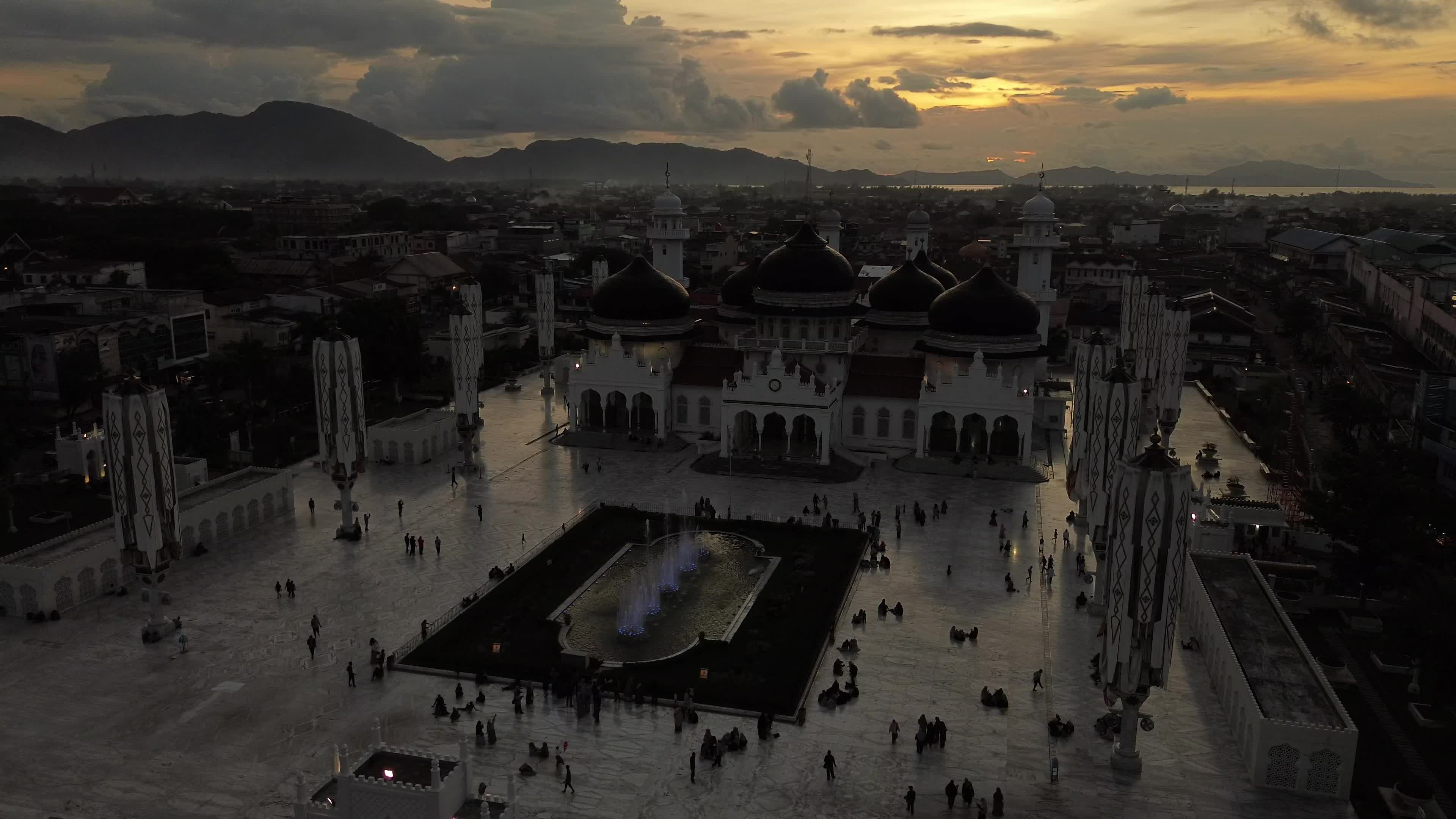 Sunset at the Baiturrahman Grand Mosque in Banda Aceh