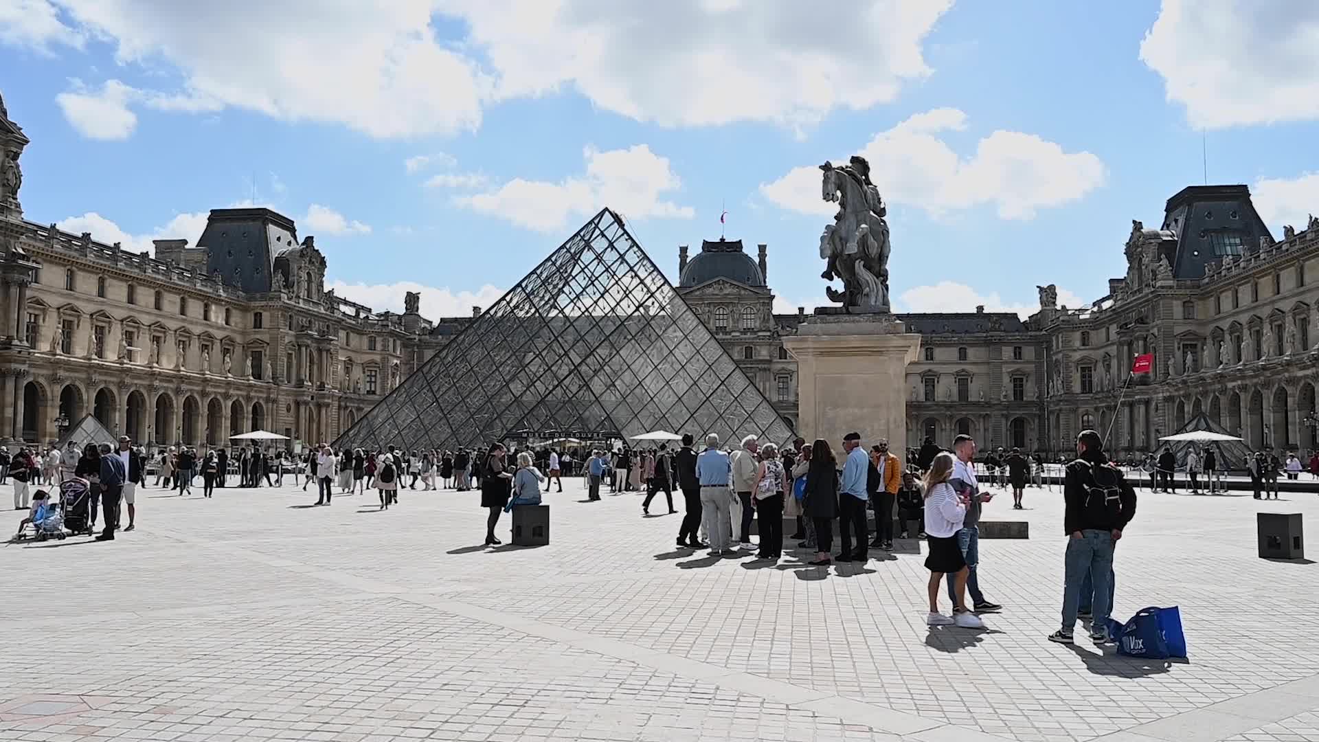 Louvre museum