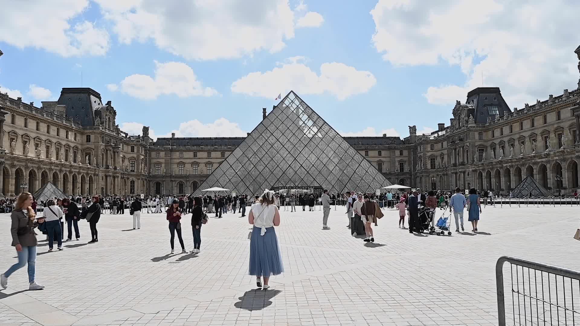 Louvre museum