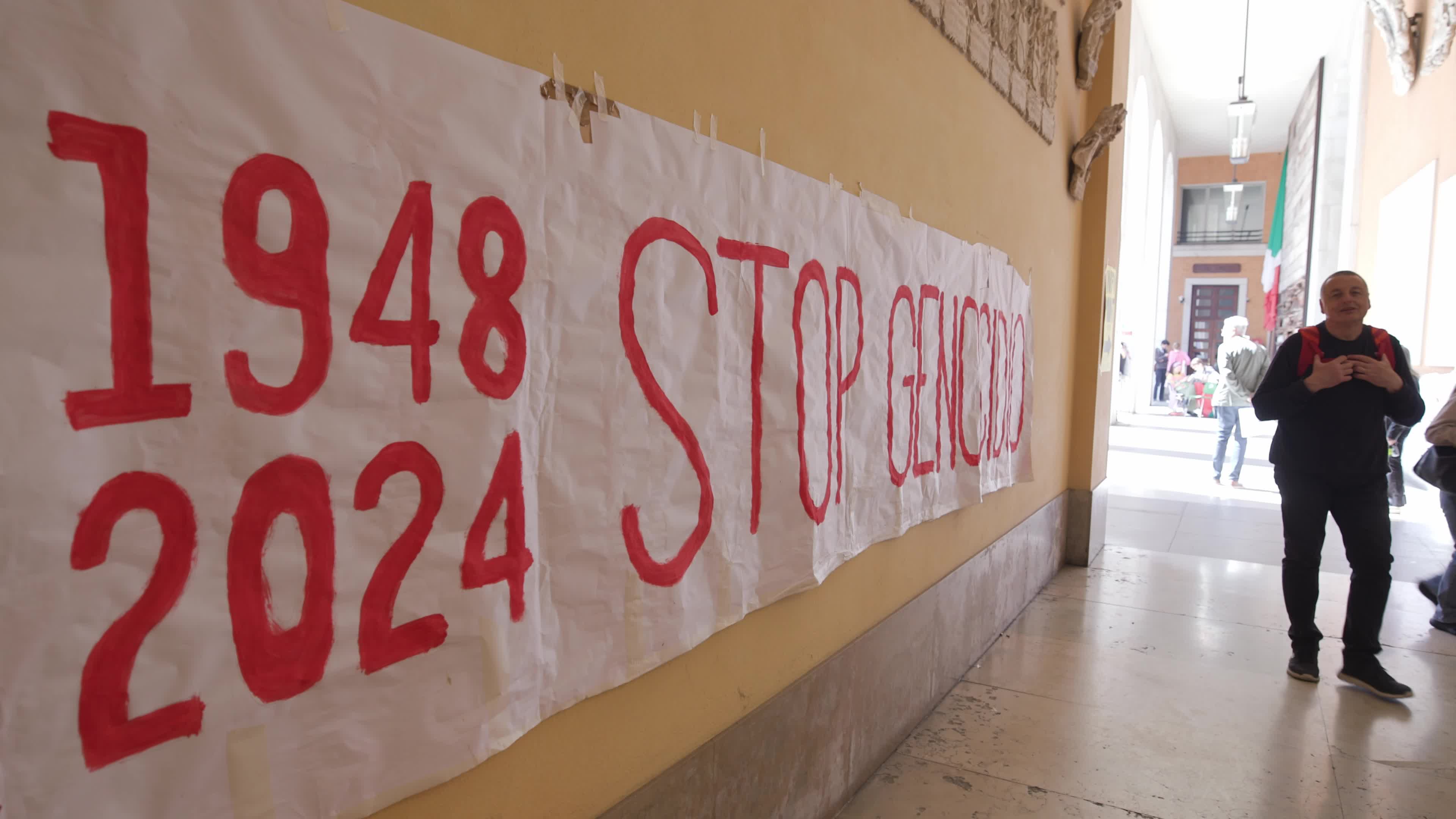 Activists Set Up Gaza Solidarity Camps Across Palazzo Bo at the University of Padua