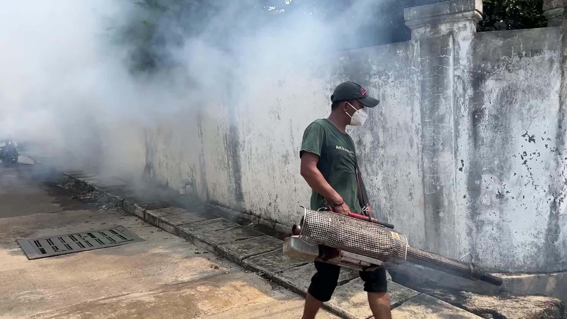 Fogging to prevent dengue in Indonesia
