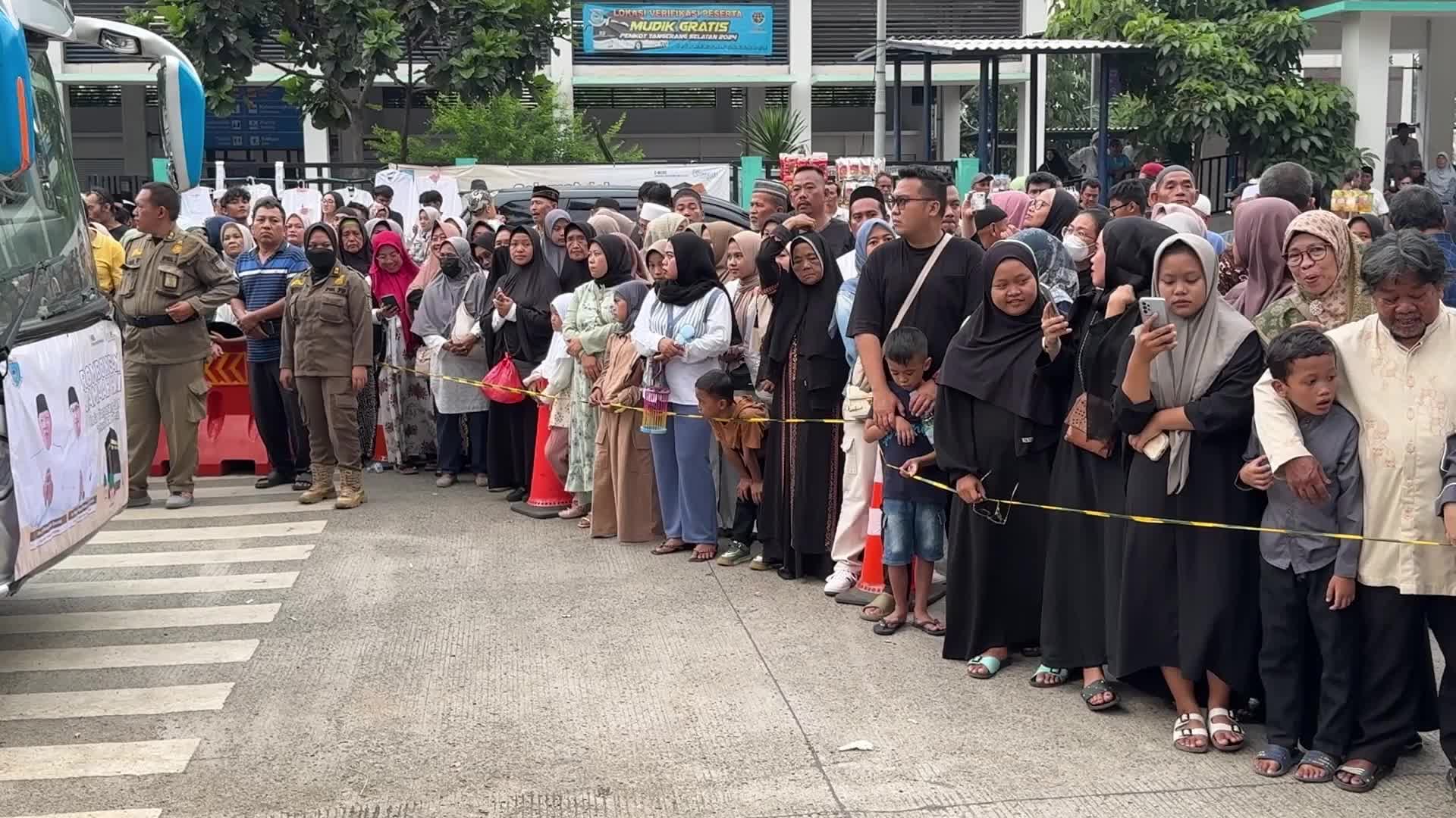 Pilgrimage Hajj to Mecca farewell in Indonesia