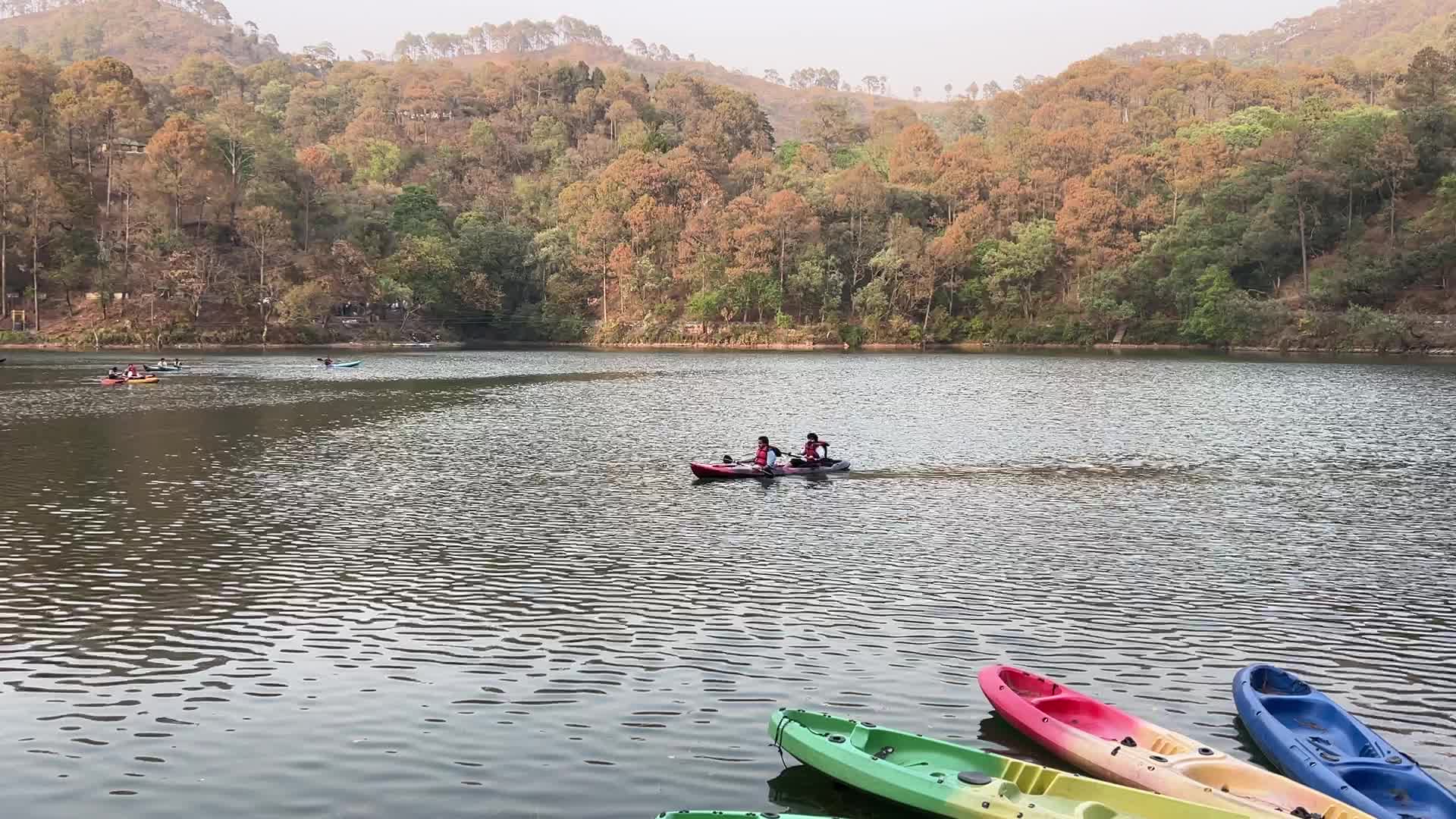 Daily life along Sattal Lake