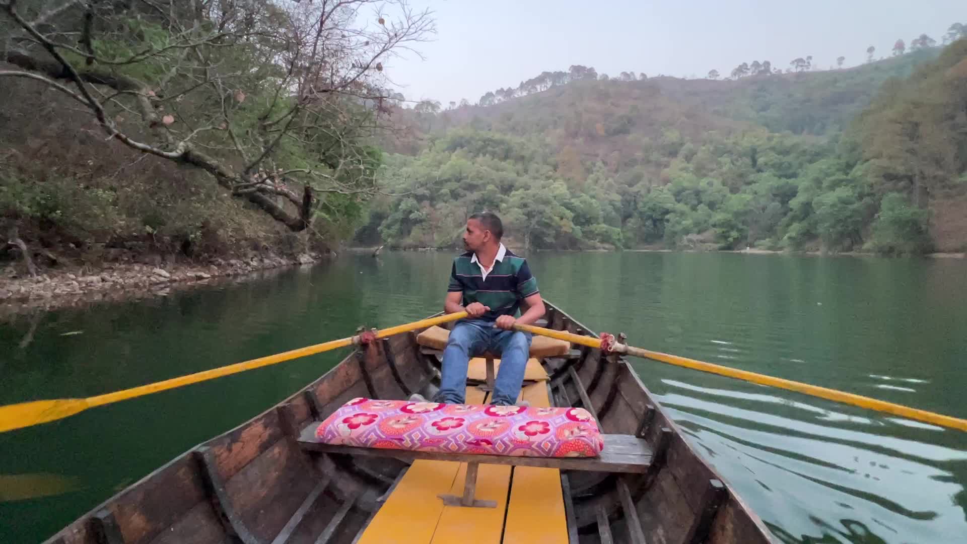 Daily life along Sattal Lake