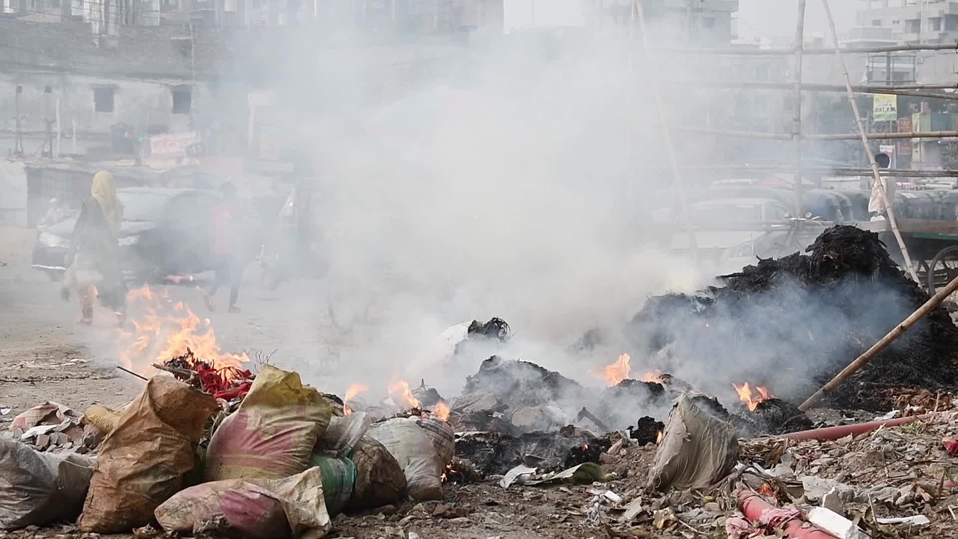Air pollution in Dhaka