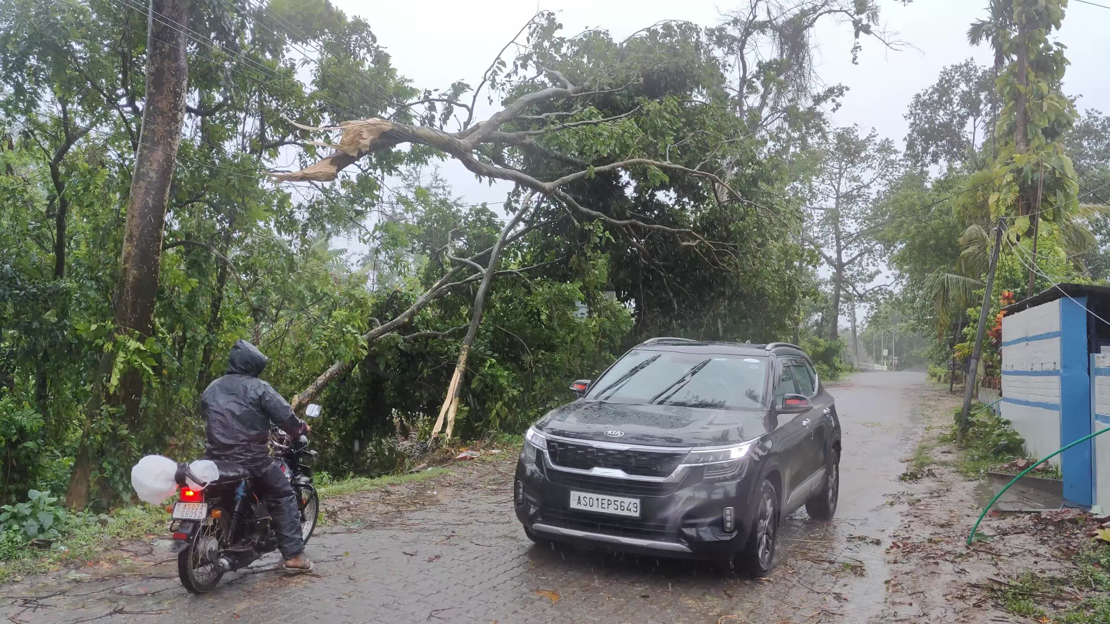 Landfall Of Cyclone Remal In India