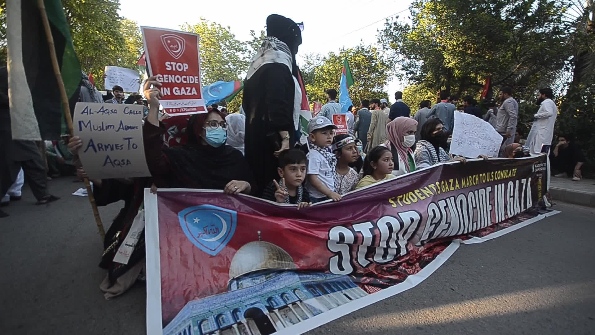 Pakistan's Jamaat-e-Islami party student wing rally in solidarity with the Palestinian people, in Peshawar 