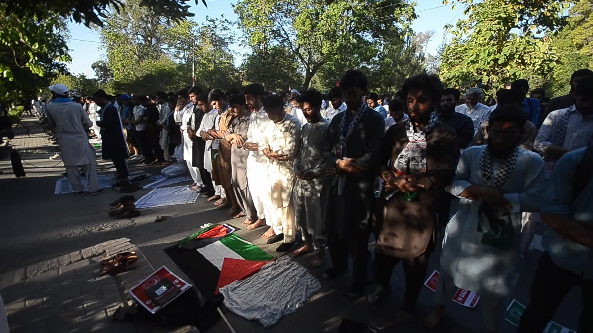 Pakistan's Jamaat-e-Islami party student wing rally in solidarity with the Palestinian people, in Peshawar 