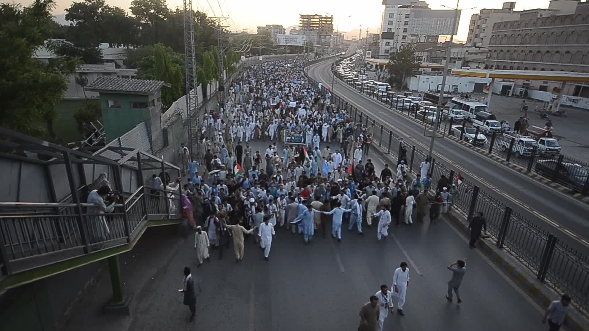 Pakistan's Jamaat-e-Islami party student wing rally in solidarity with the Palestinian people, in Peshawar 