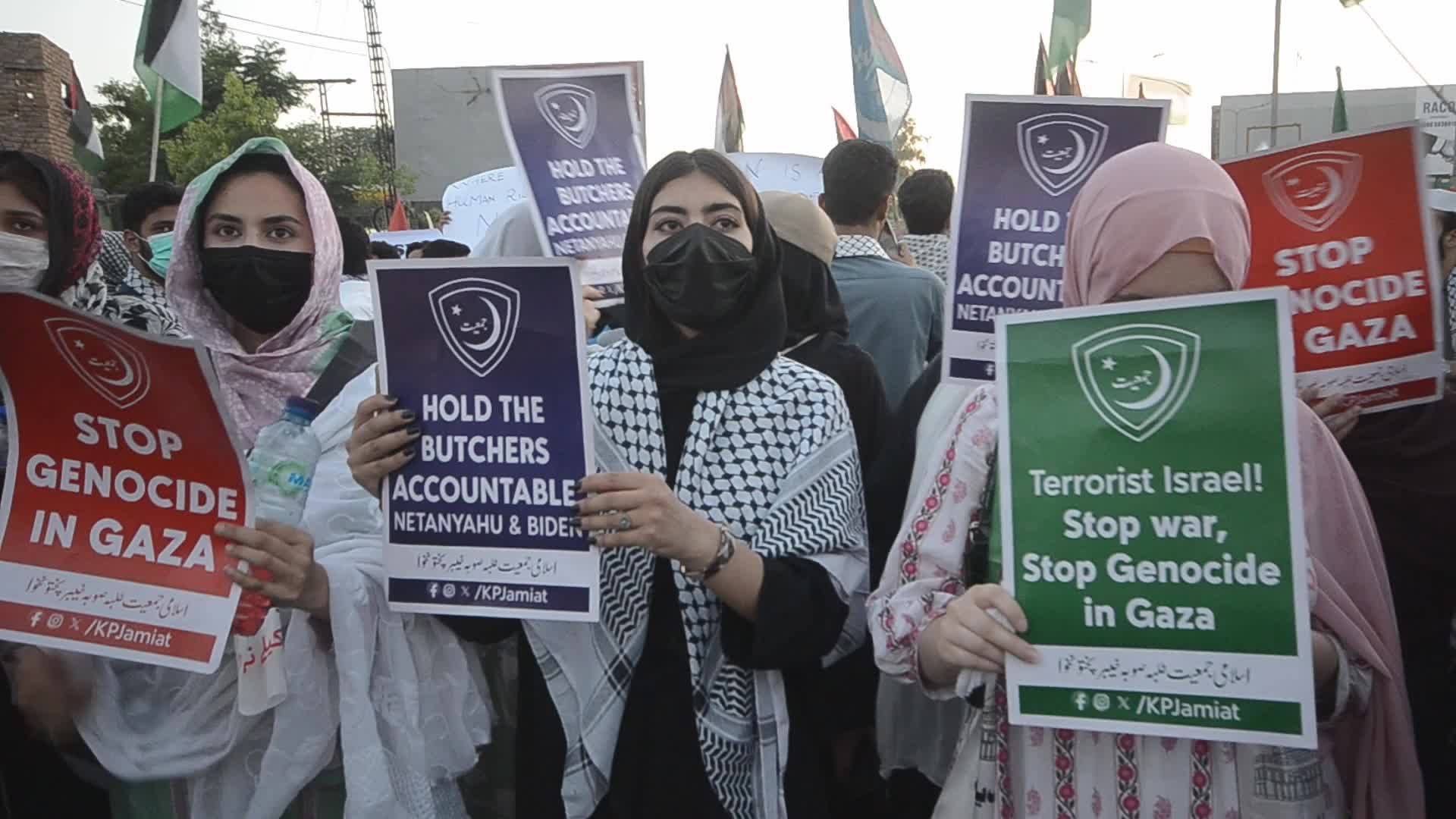 Pakistan's Jamaat-e-Islami party student wing rally in solidarity with the Palestinian people, in Peshawar 