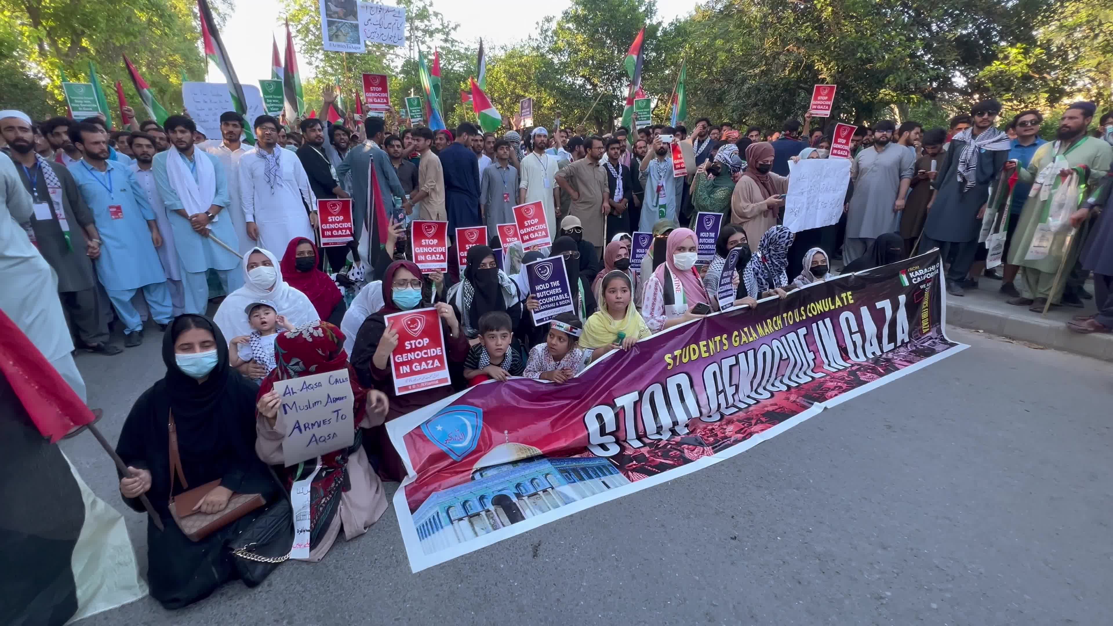 People in Pakistan protest Israel's attack on Rafah